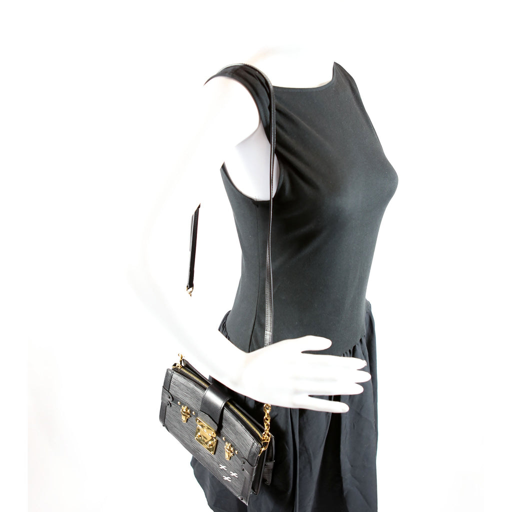 Trunk Clutch Epi Black
