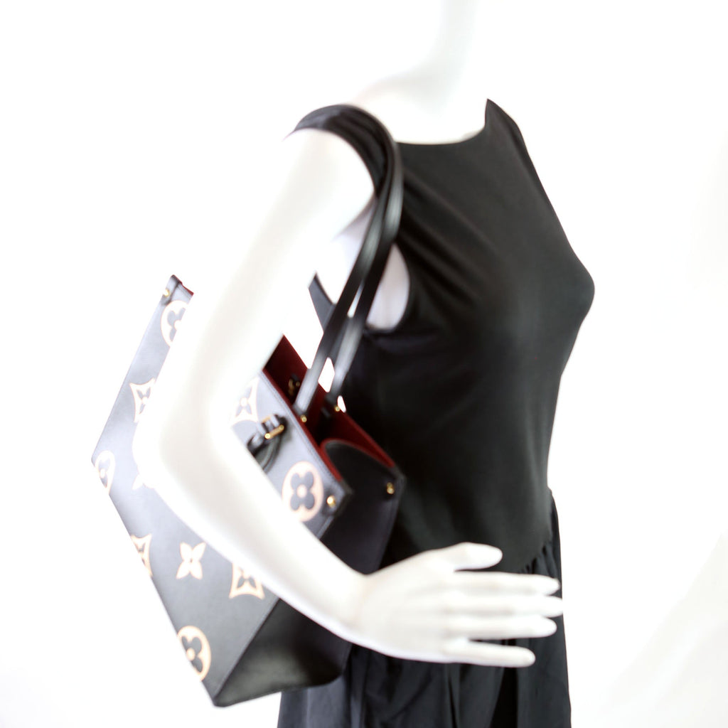 ONTHEGO MM Bicolor Empreinte Black/Beige