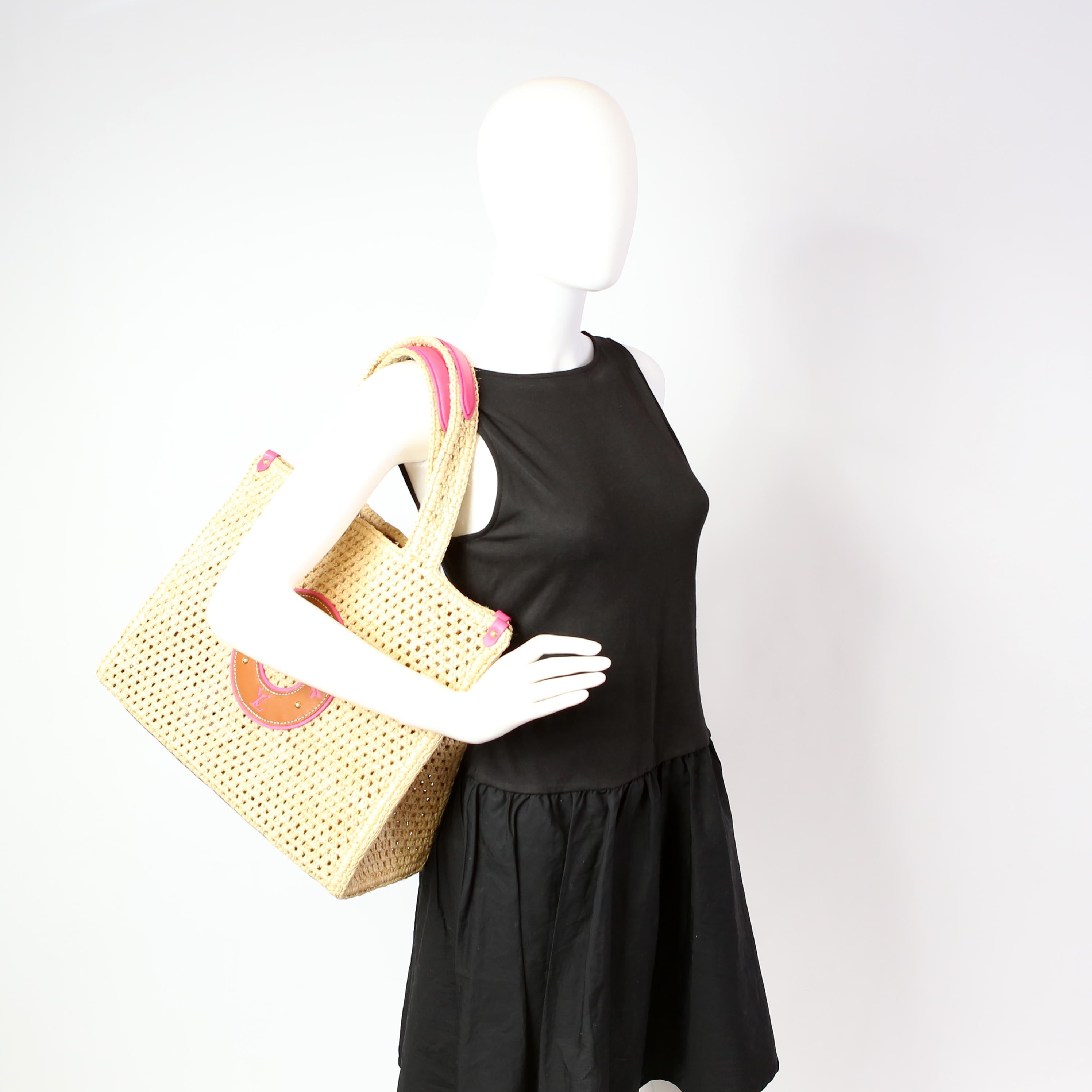 ONTHEGO MM By the Pool Raffia