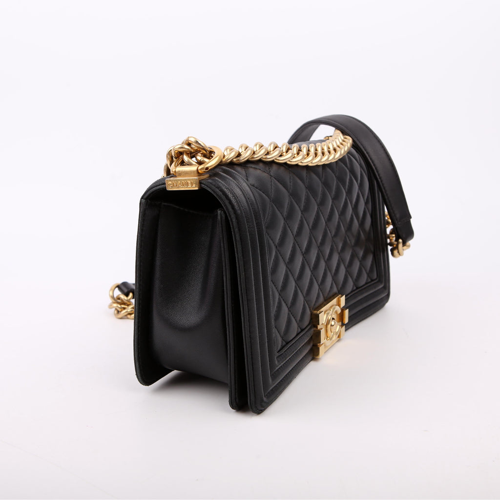 Boy Flap Medium Old Lambskin Black 22M