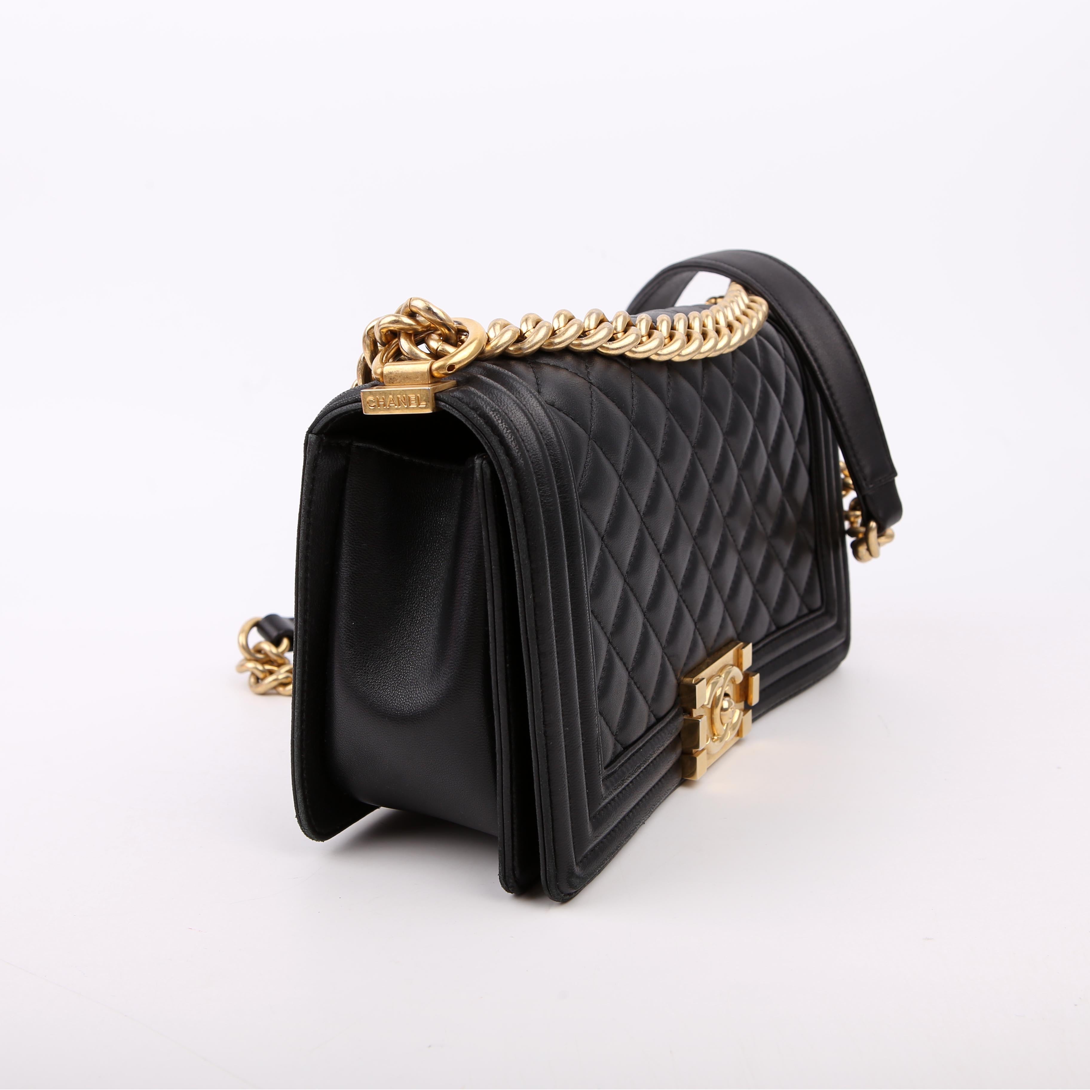 Boy Flap Medium Old Lambskin Black 22M