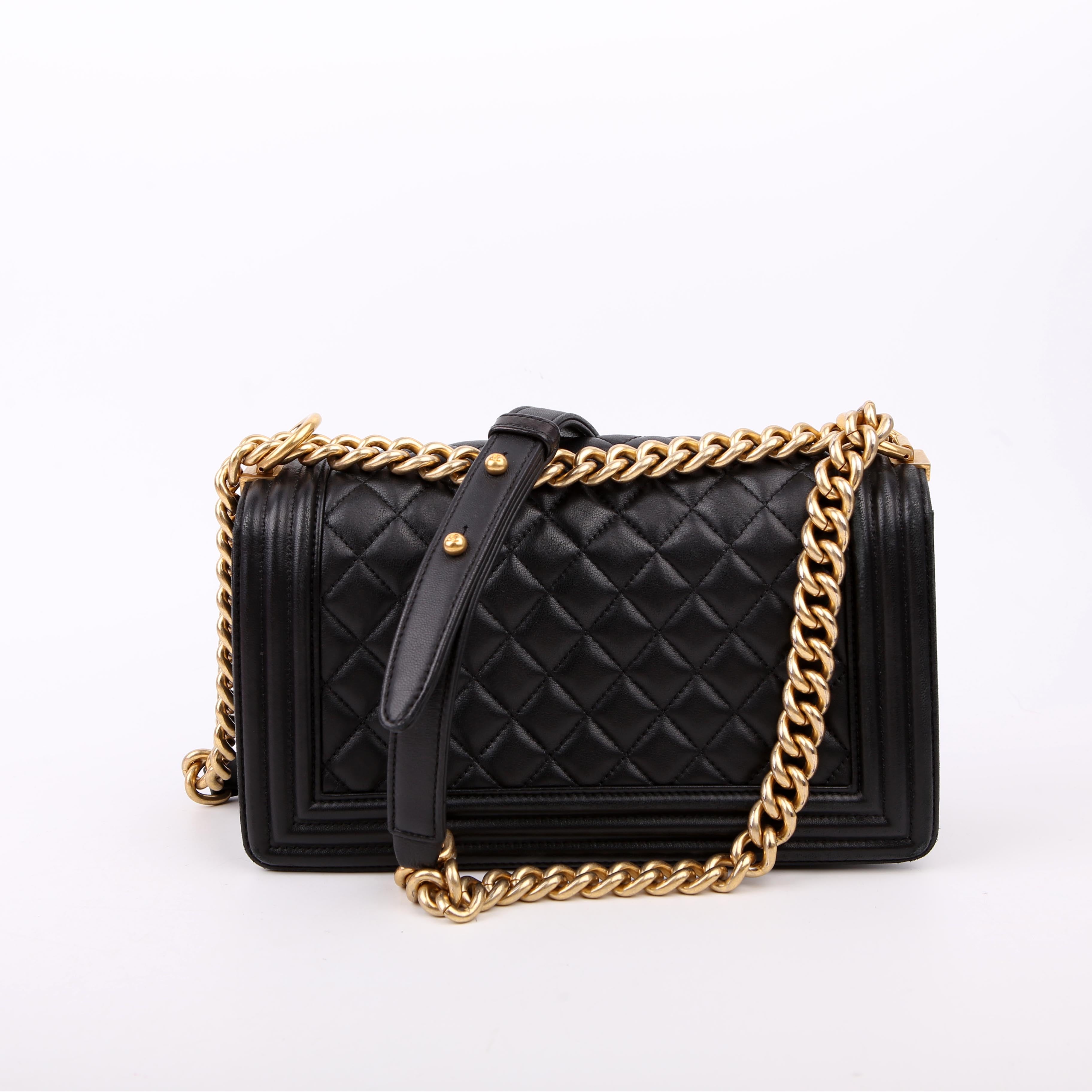Boy Flap Medium Old Lambskin Black 22M