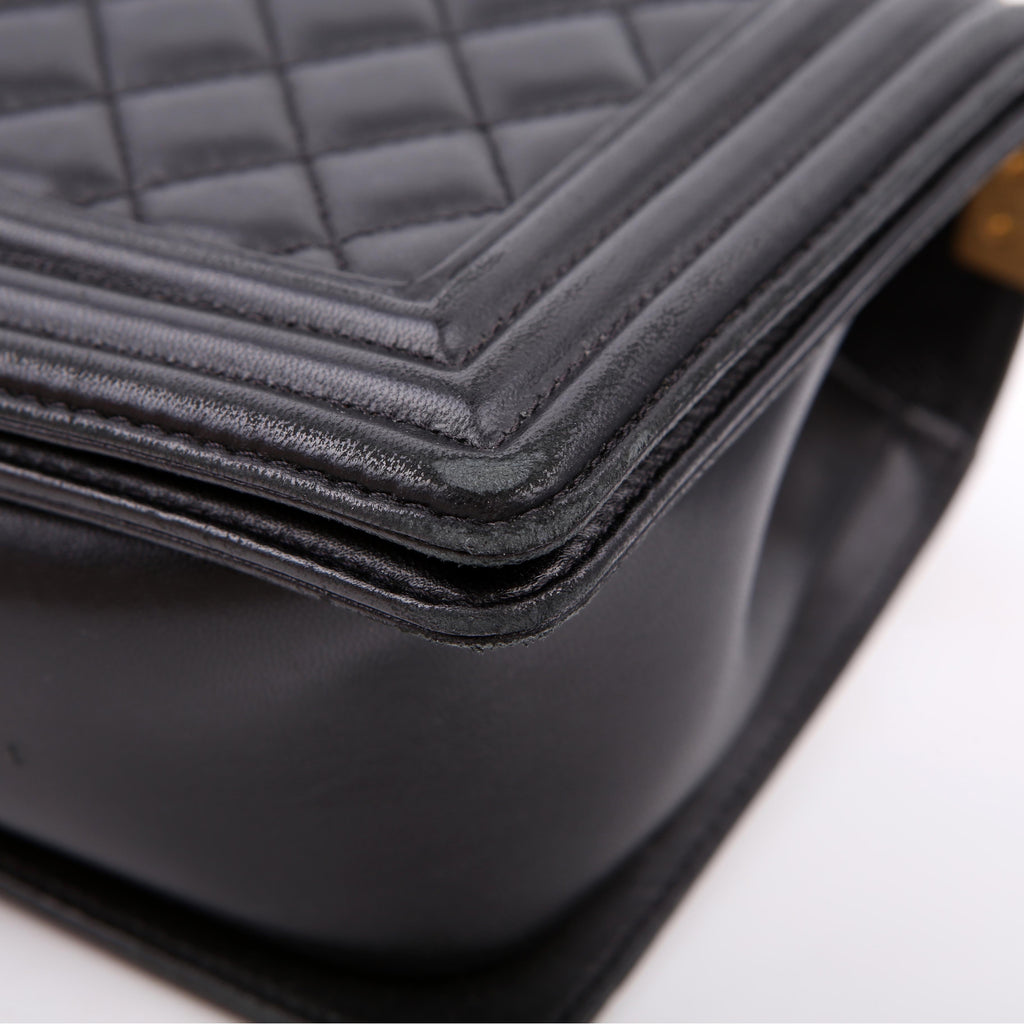 Boy Flap Medium Old Lambskin Black 22M