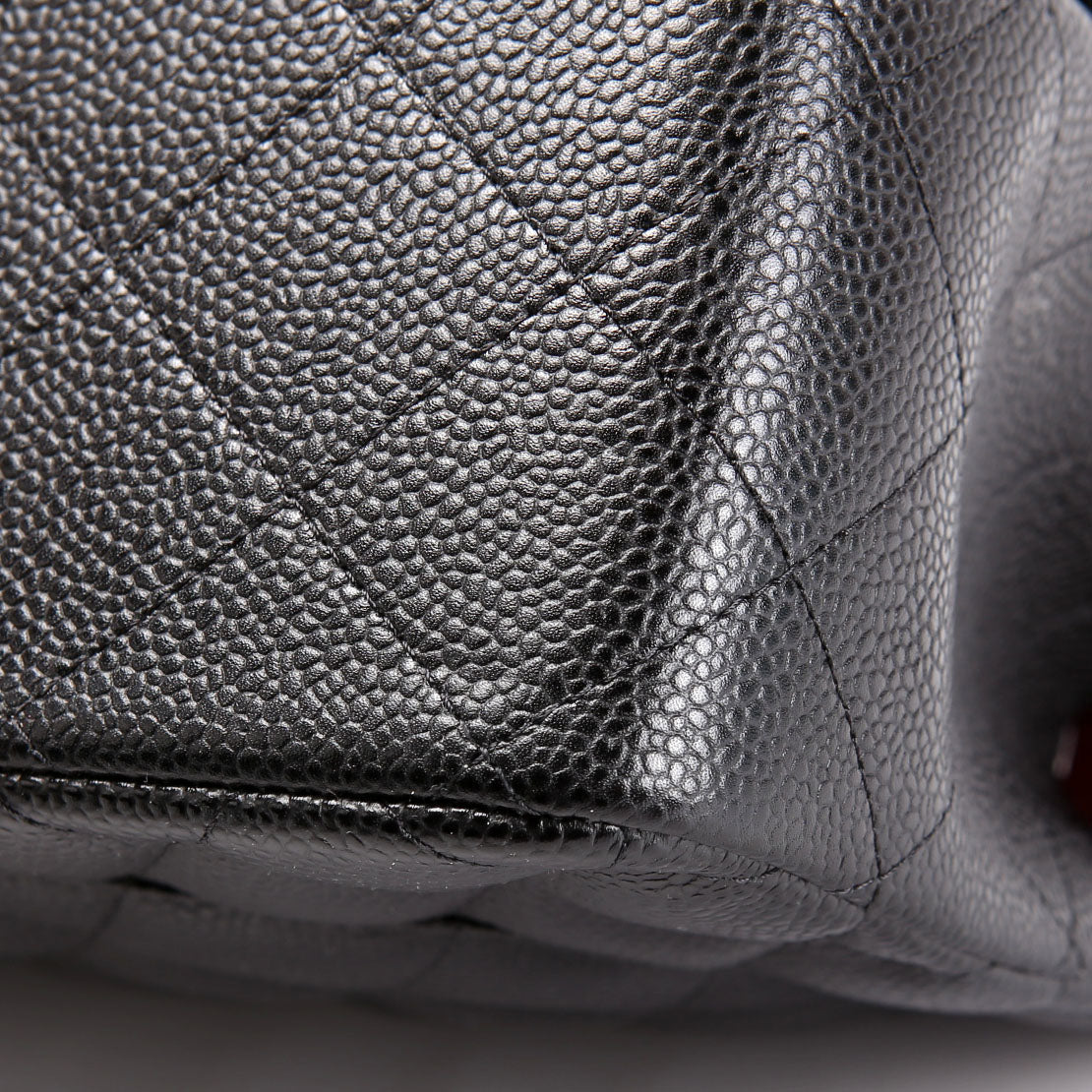 Classic Flap Jumbo Caviar 23M Black/Burgundy