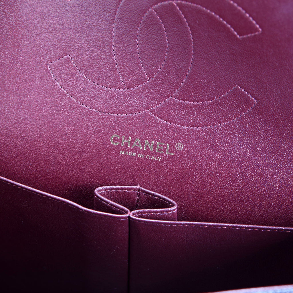 Classic Flap Jumbo Caviar 23M Black/Burgundy