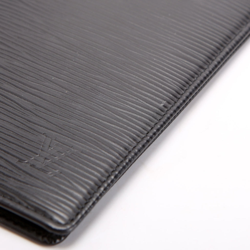 Checkbook Cover Epi Black