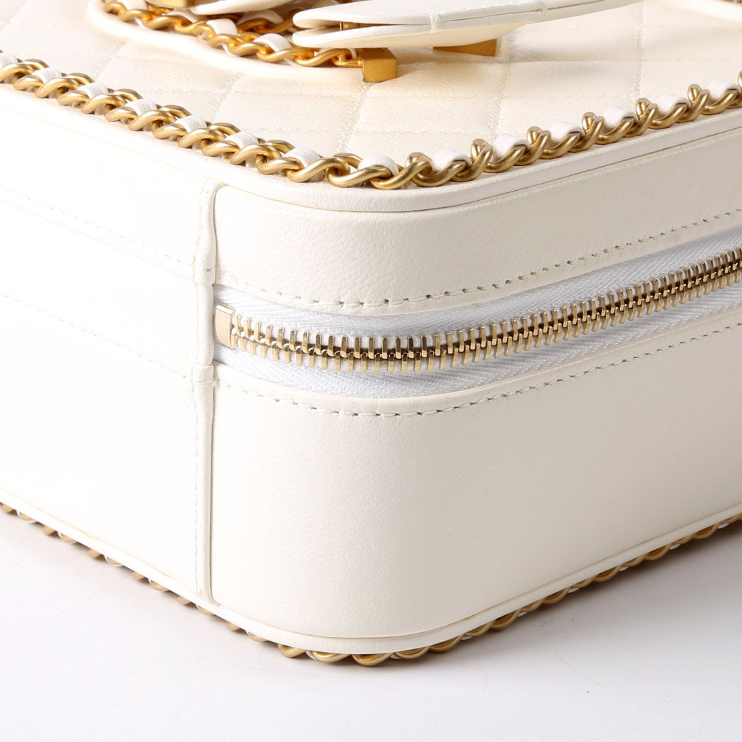 CC Filigree Vanity Case Medium 29M White