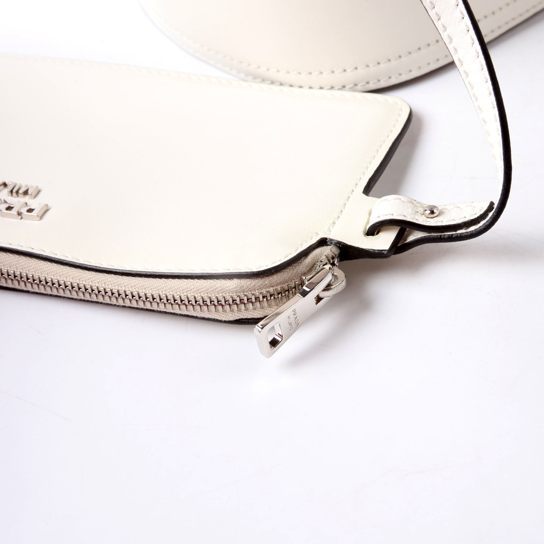 Tress Vitello Intreccio Tote Bag White