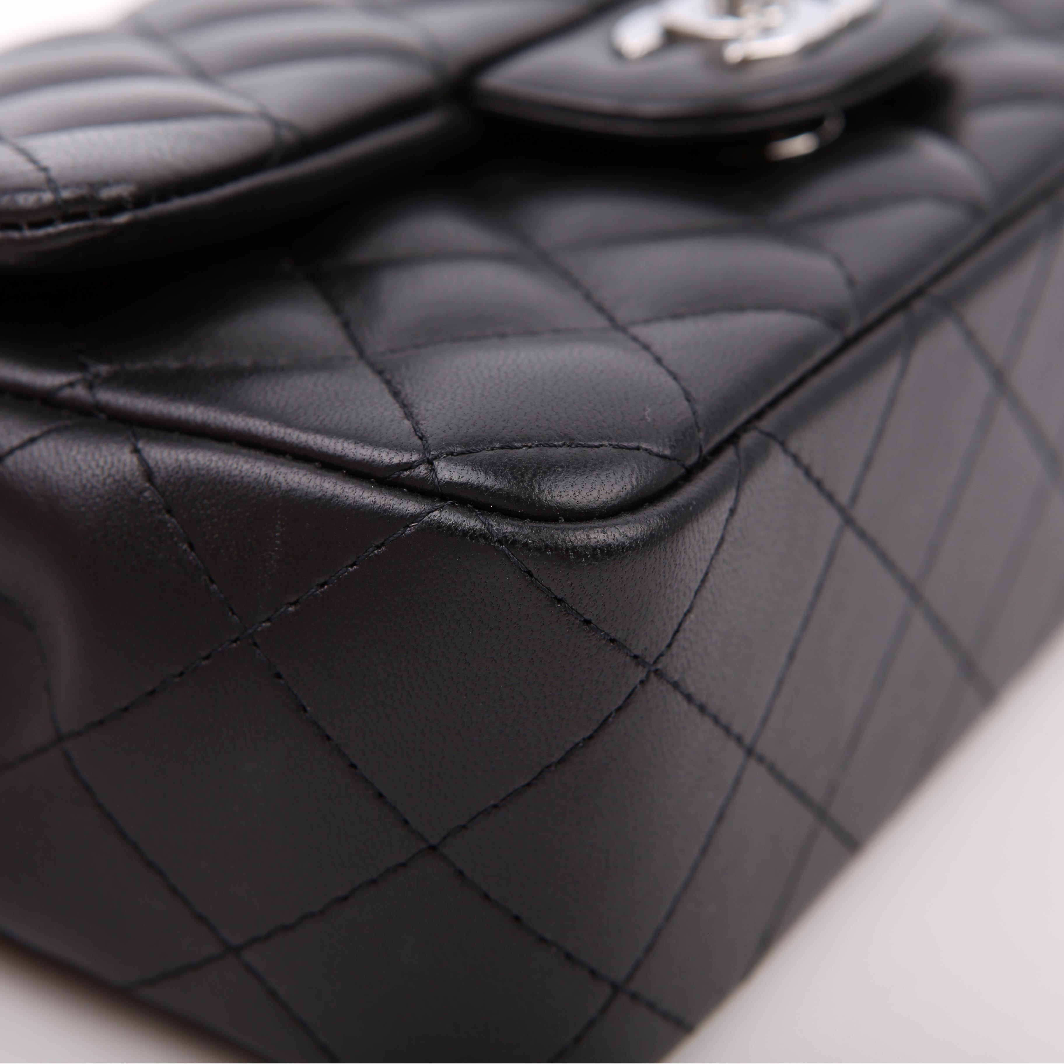 Classic Flap Mini Rectangle Lambskin RFID Black/Silver