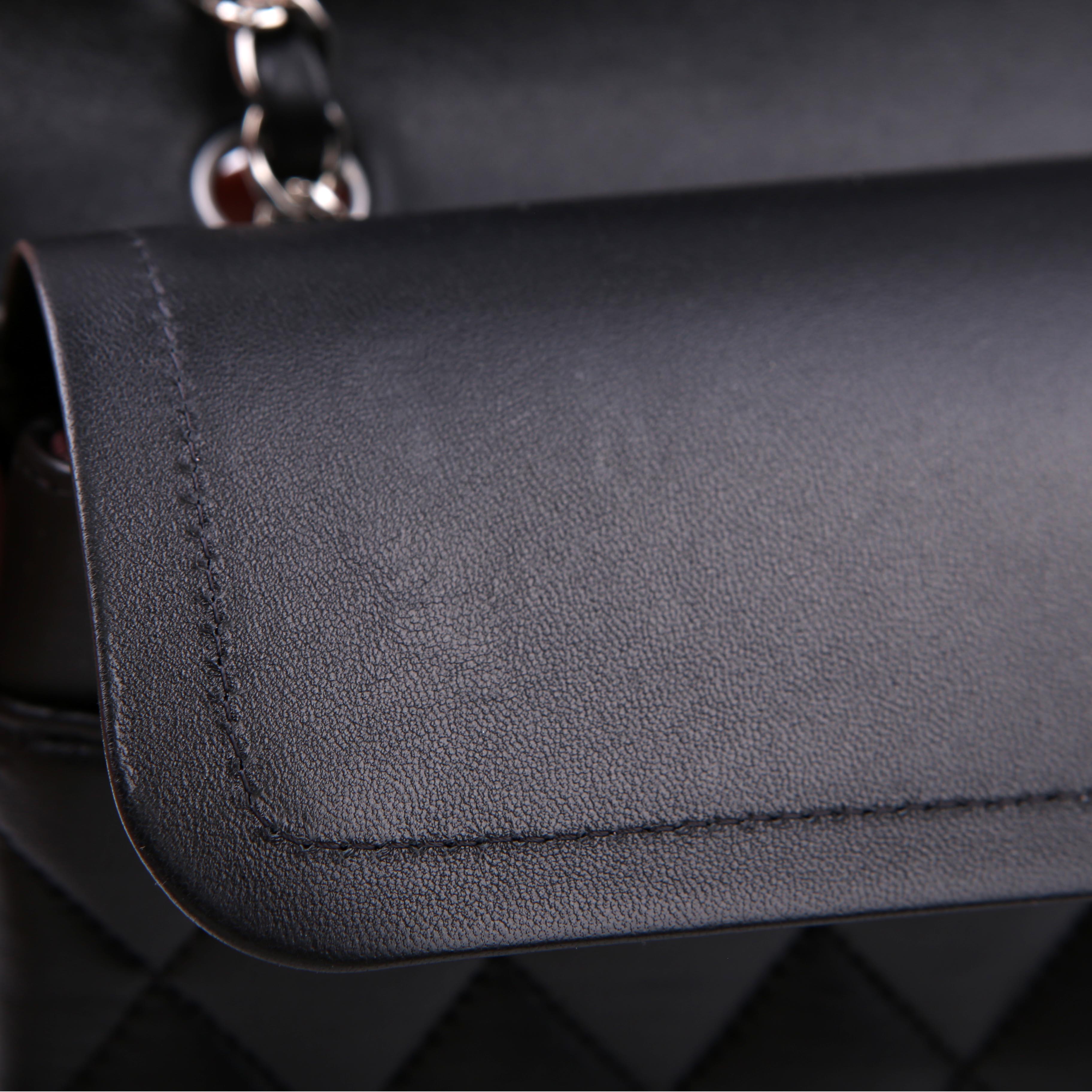 Classic Flap Medium Lambskin RFID Black/Silver