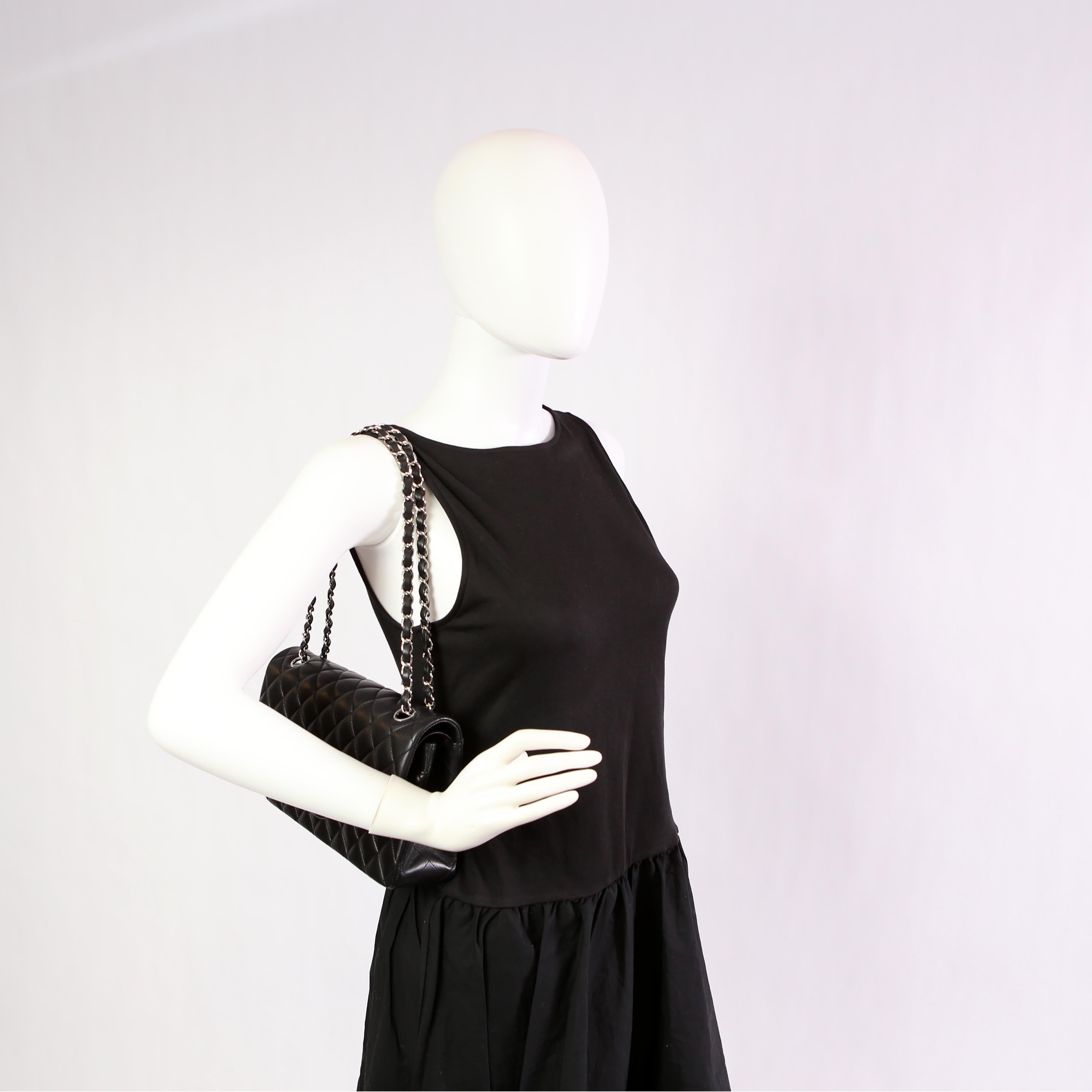 Classic Flap Medium Lambskin RFID Black/Silver