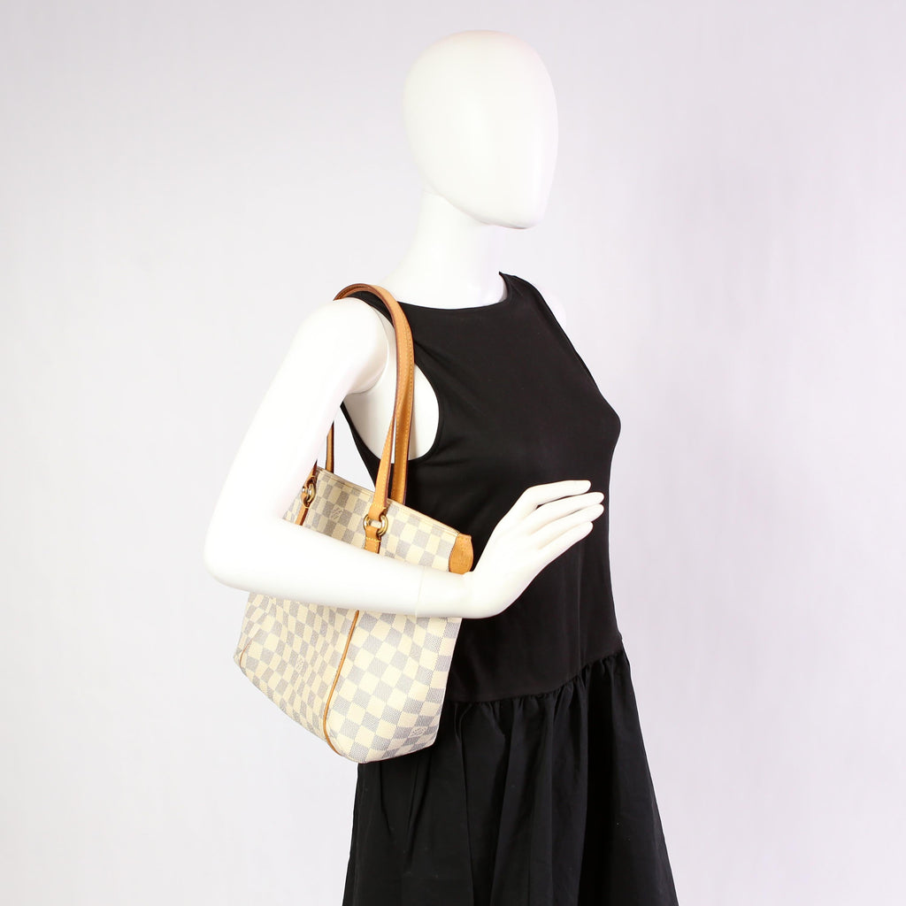 Totally PM Damier Azur