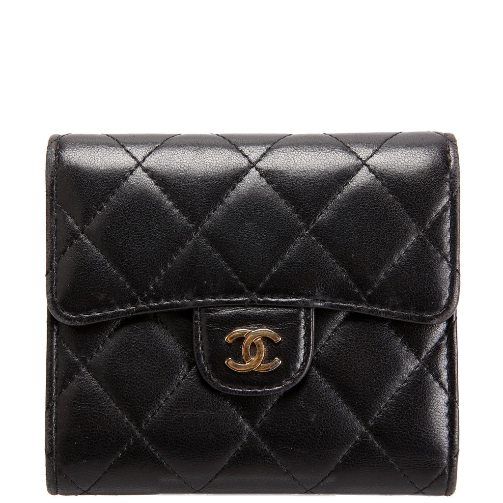 Classic Compact Flap Wallet Lambskin 22M Black