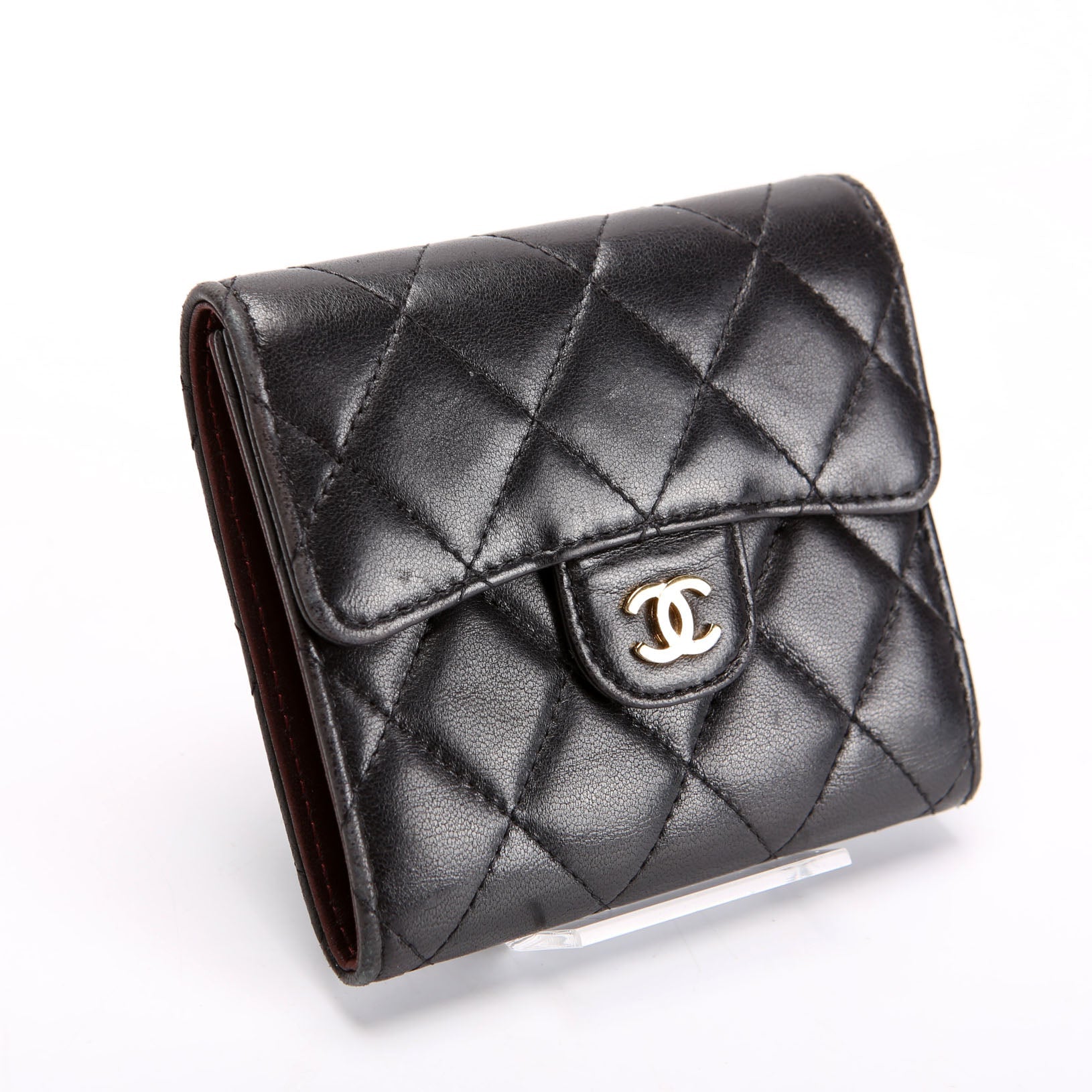 Classic Compact Flap Wallet Lambskin 22M Black
