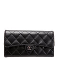 Classic Flap Wallet Long Caviar Black