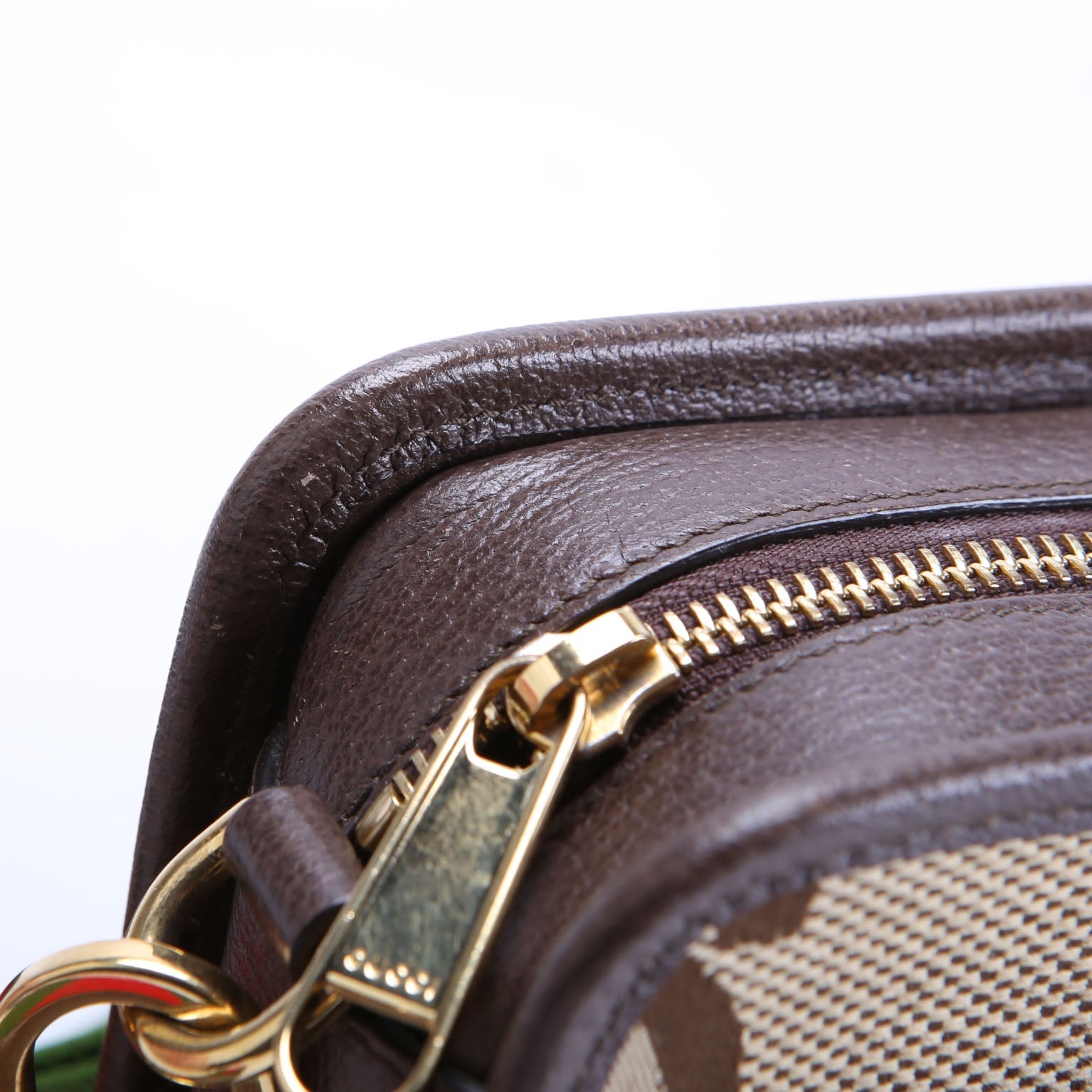 Gucci 696075 Jumbo GG Mini Camera Brown