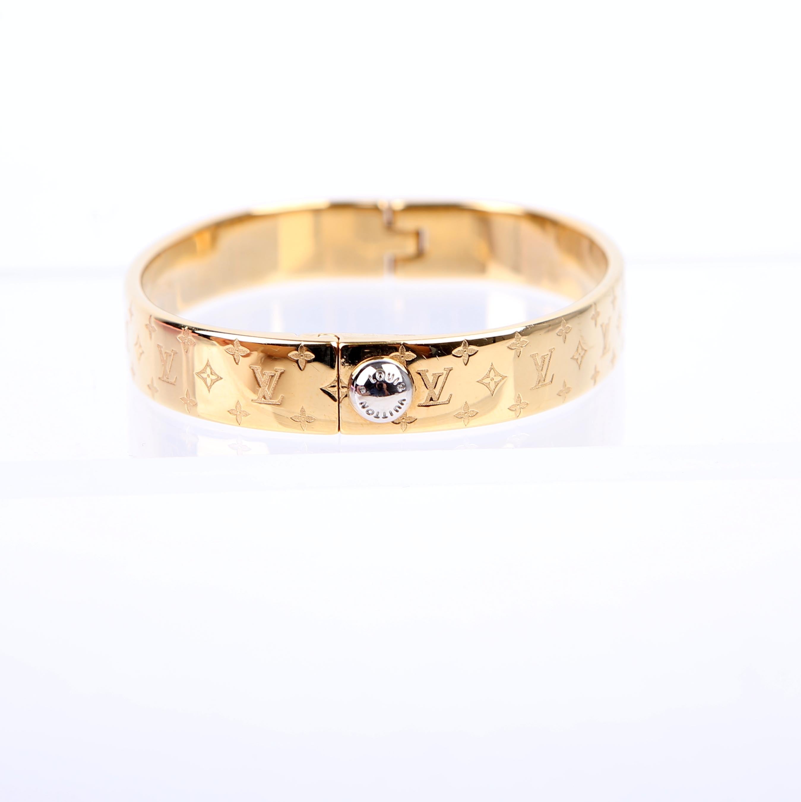 Nanogram Cuff Bracelet Size Medium Gold