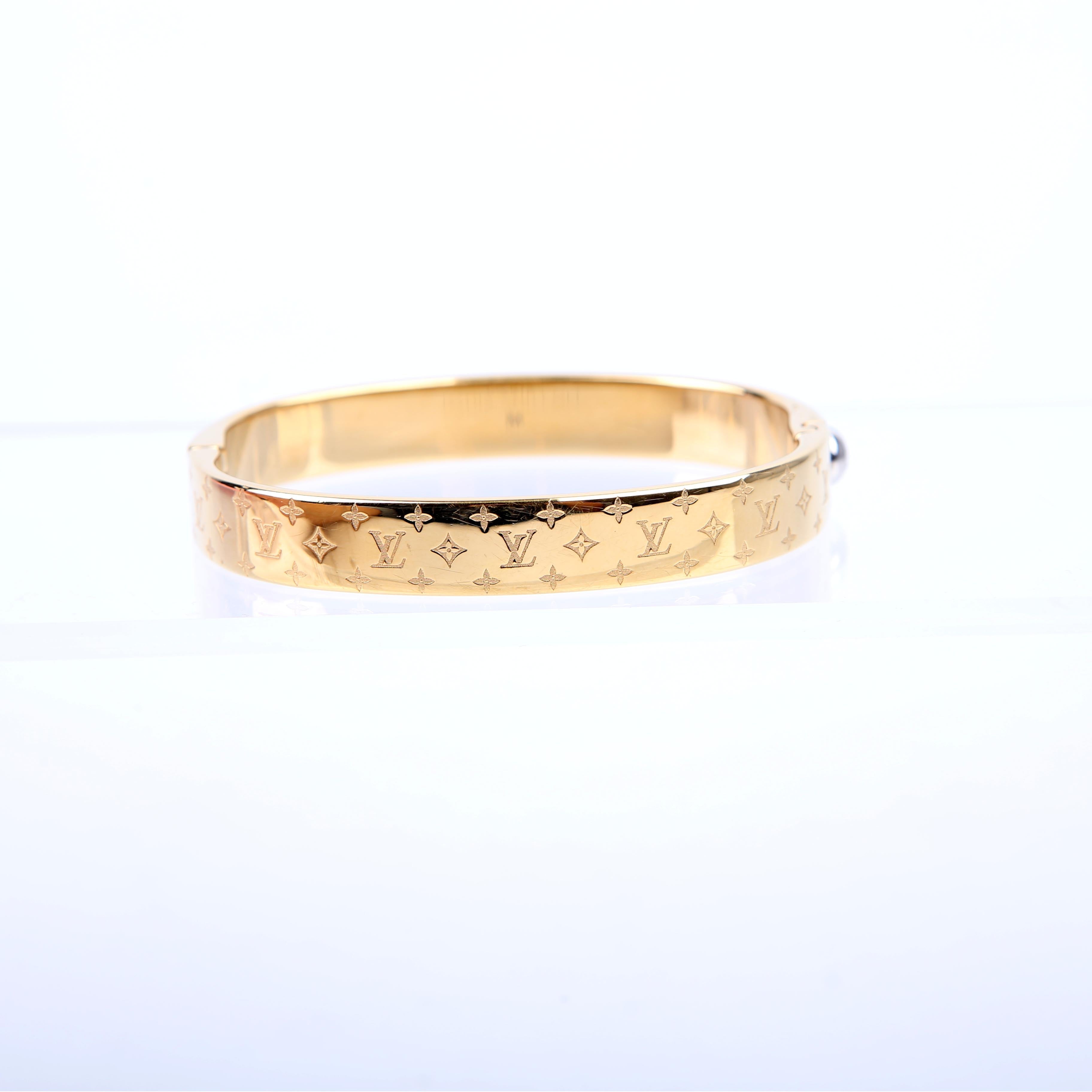 Nanogram Cuff Bracelet Size Medium Gold