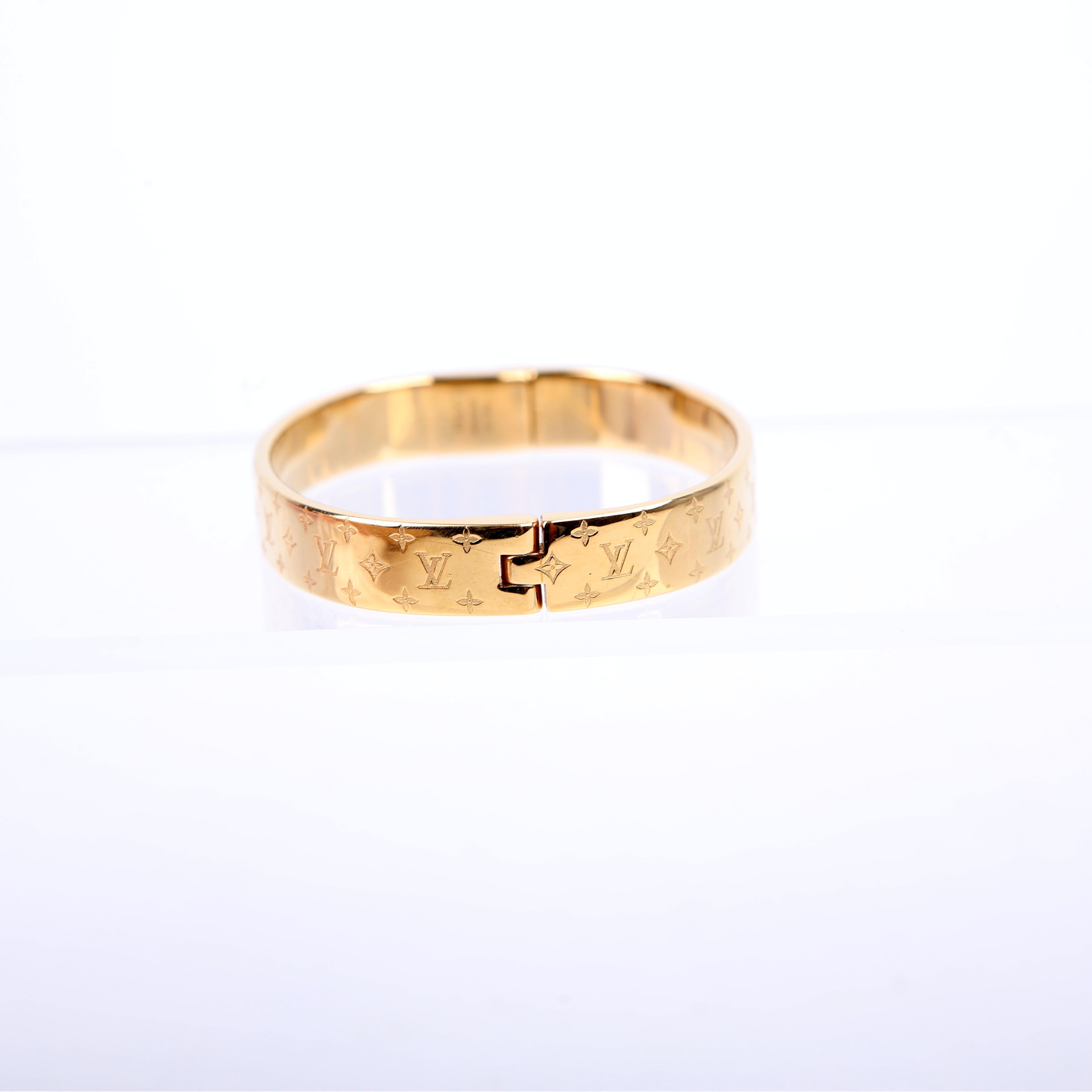 Nanogram Cuff Bracelet Size Medium Gold