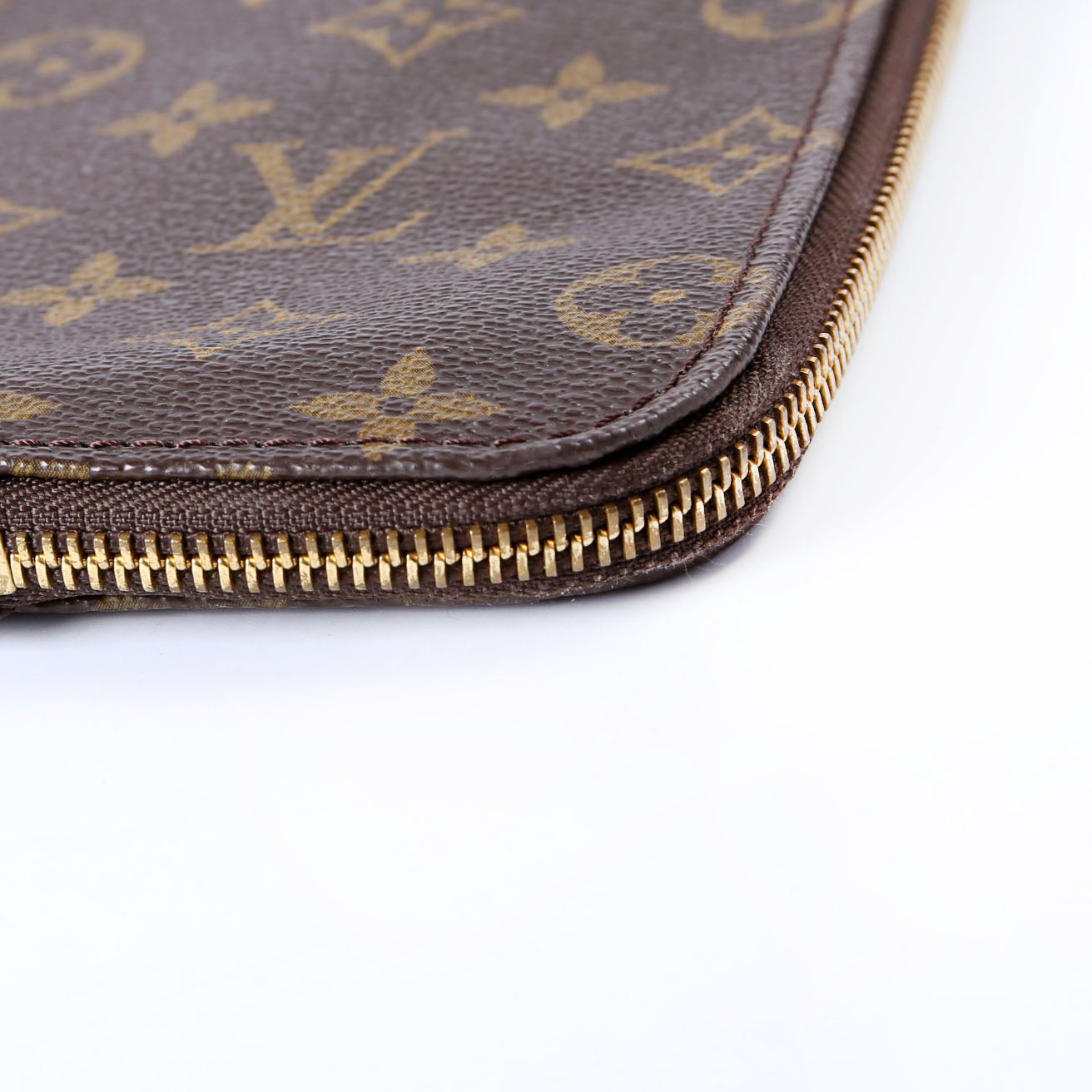 Pochette Documents 38 Monogram