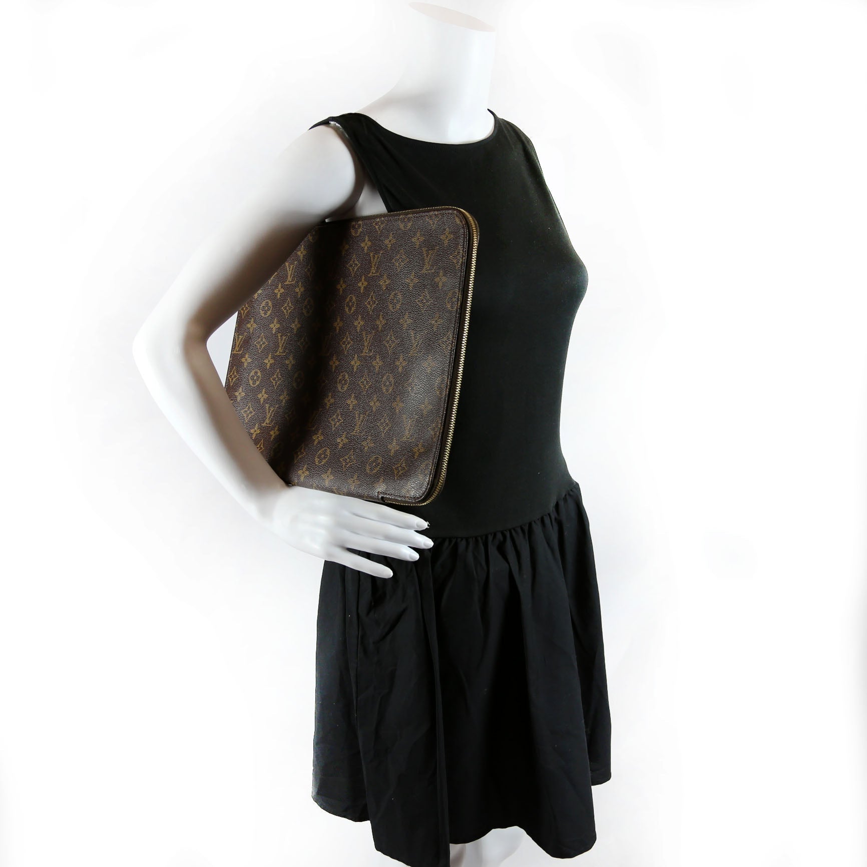 Pochette Documents 38 Monogram