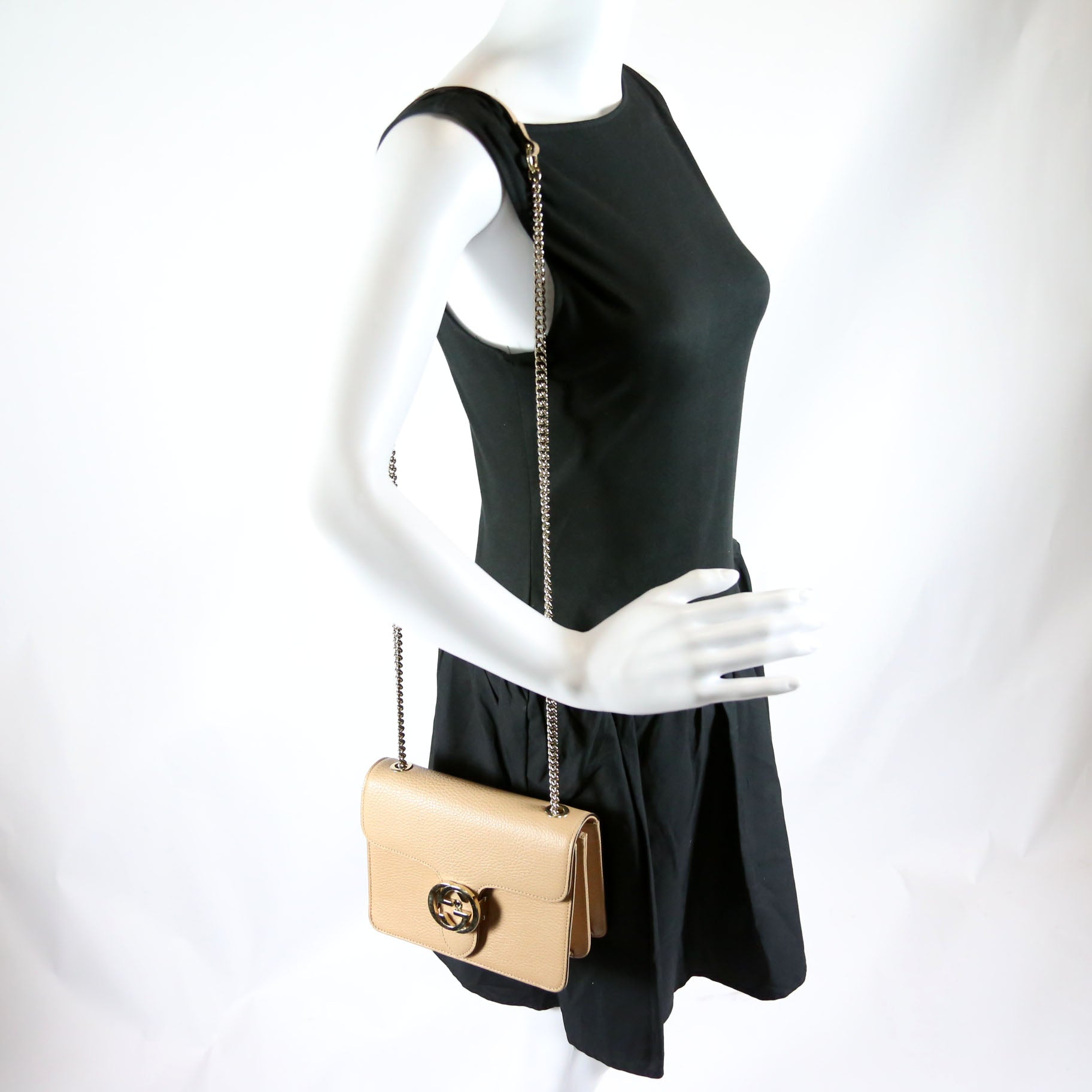 510304 Interlocking Small Crossbody Nude