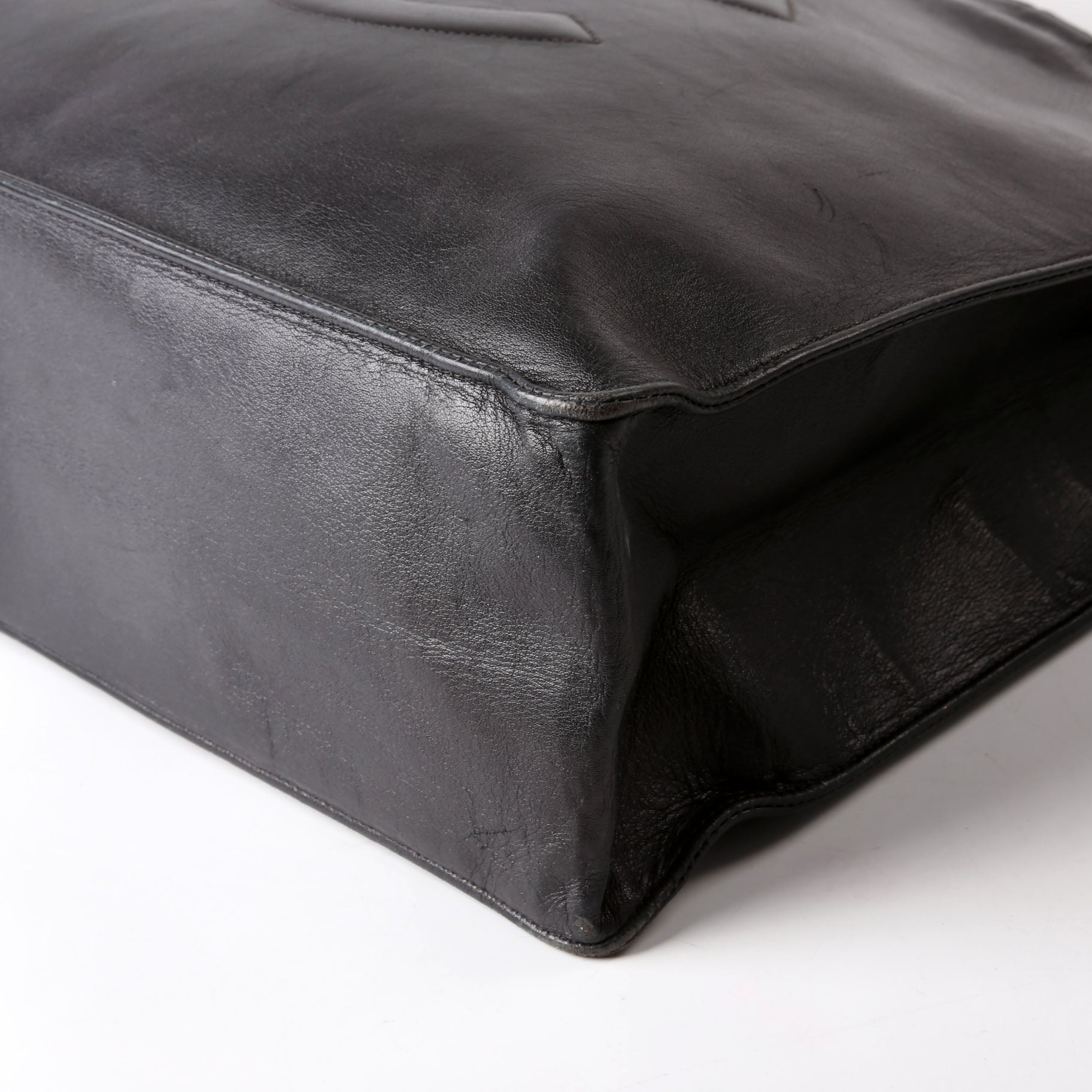 CC Lambskin Chain Tote Extra Large Vintage Black