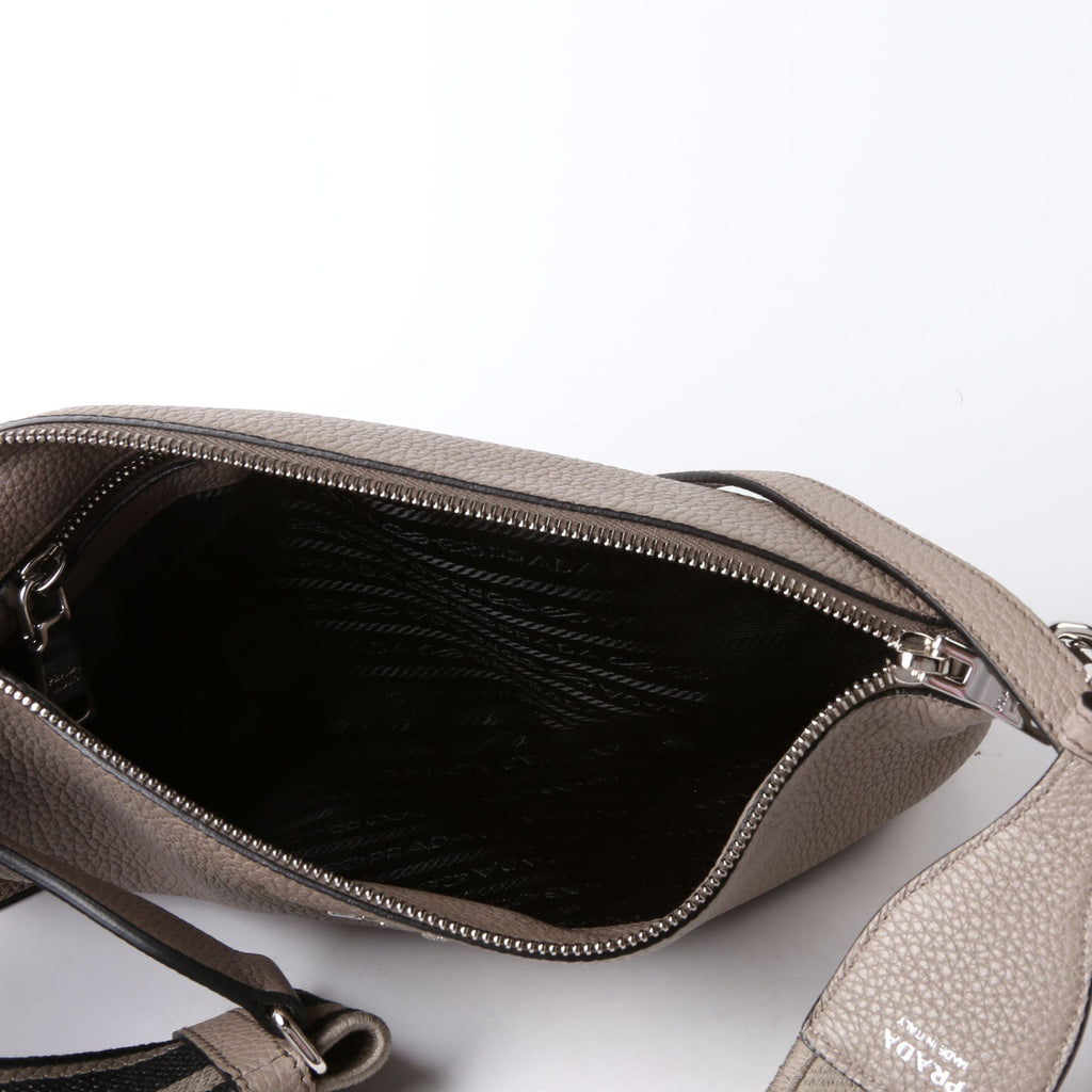 1BH050 Vitello Daino Crossbody Taupe