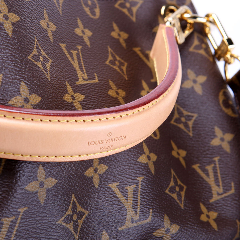 Metis Shoulder Monogram