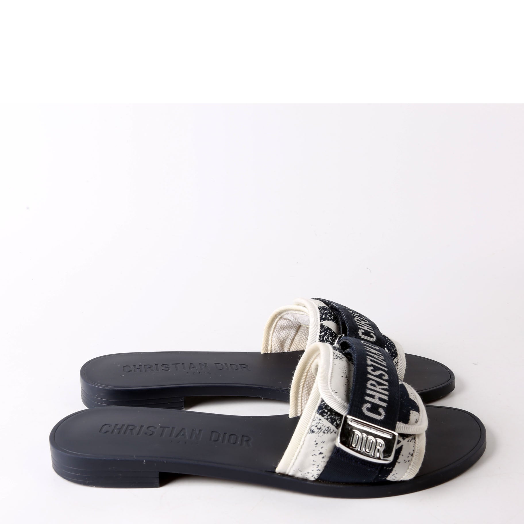 Diorevolution Slides Size 37