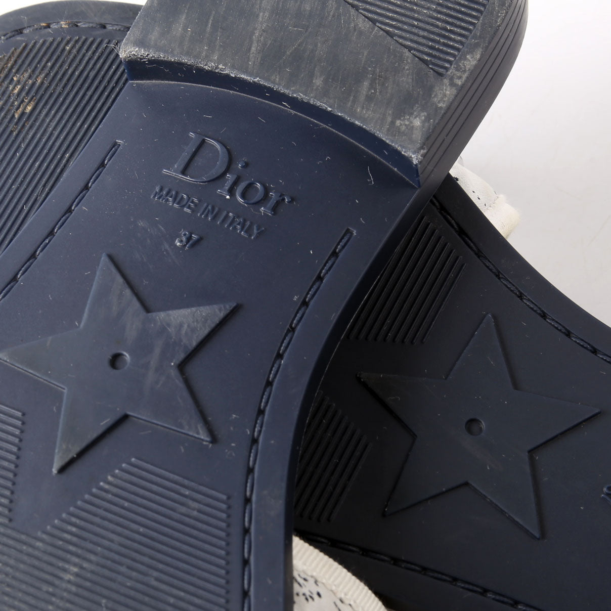 Diorevolution Slides Size 37