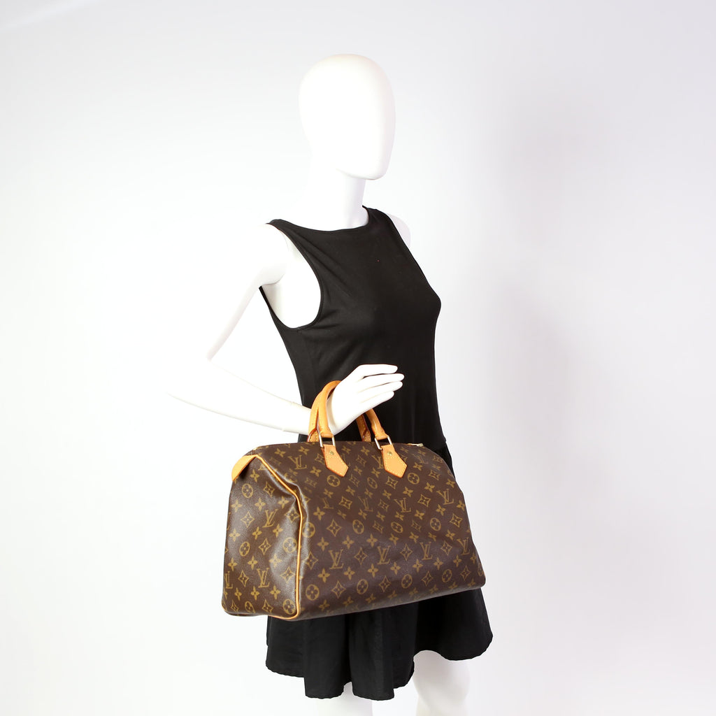 Speedy 35 Monogram