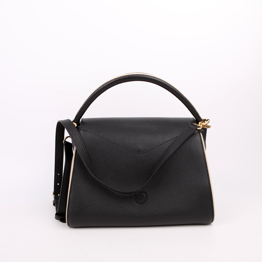 Double V Leather Black