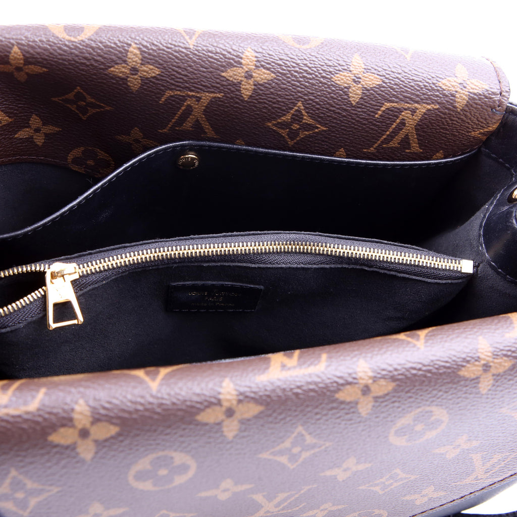 Double V Leather Black
