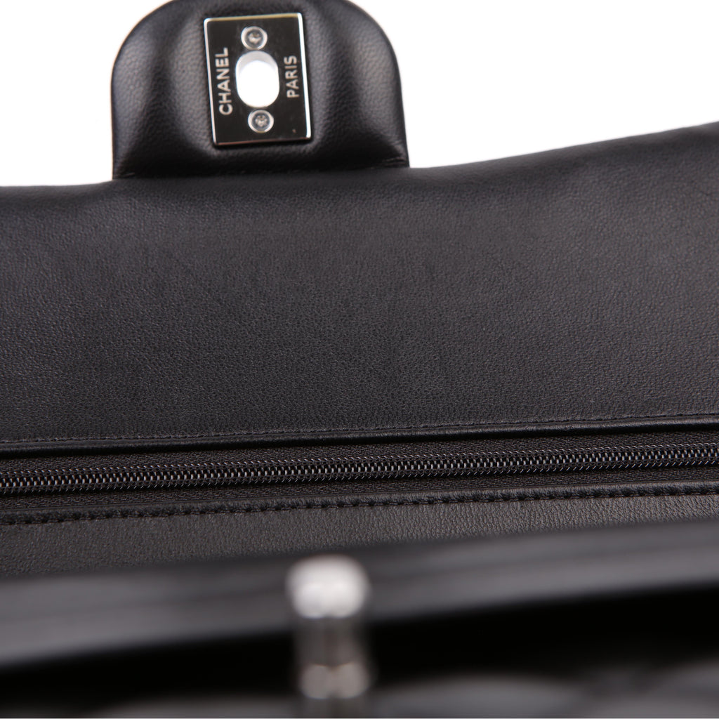 Classic Flap Medium Lambskin RFID Black
