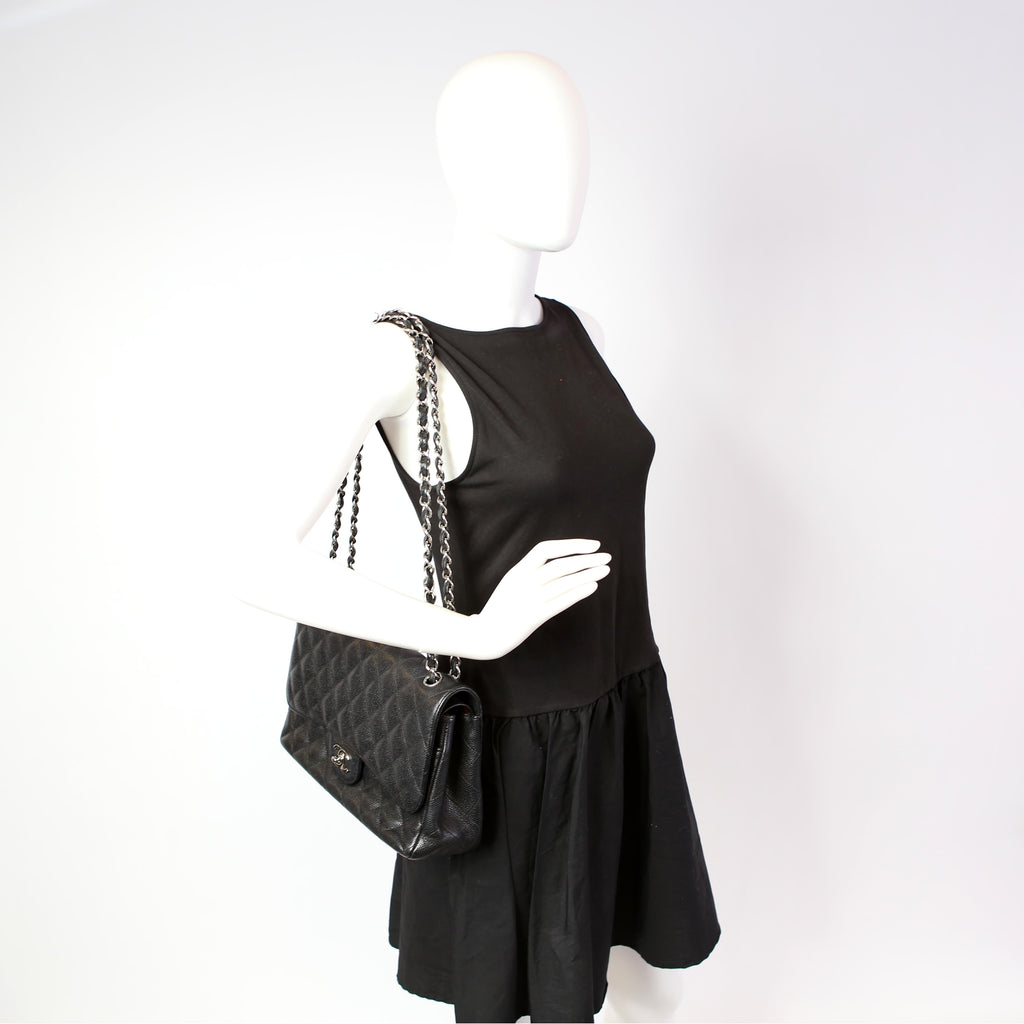 Classic Flap Jumbo Caviar 25-28M Black