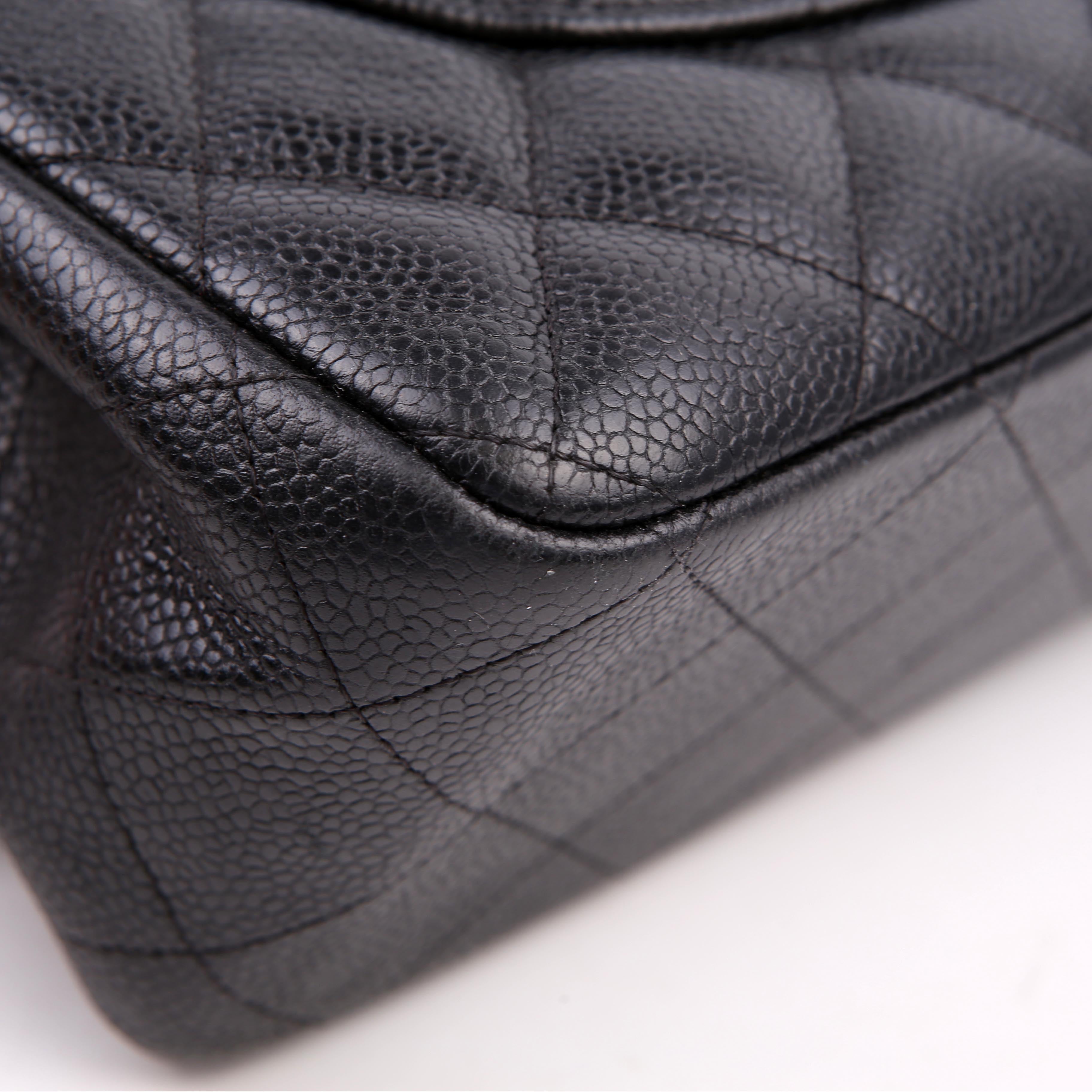 Classic Flap Jumbo Caviar 25-28M Black