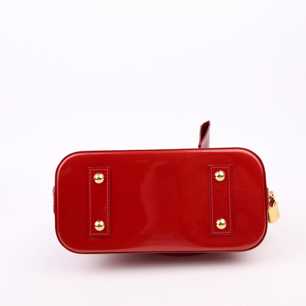 Alma BB Vernis Red