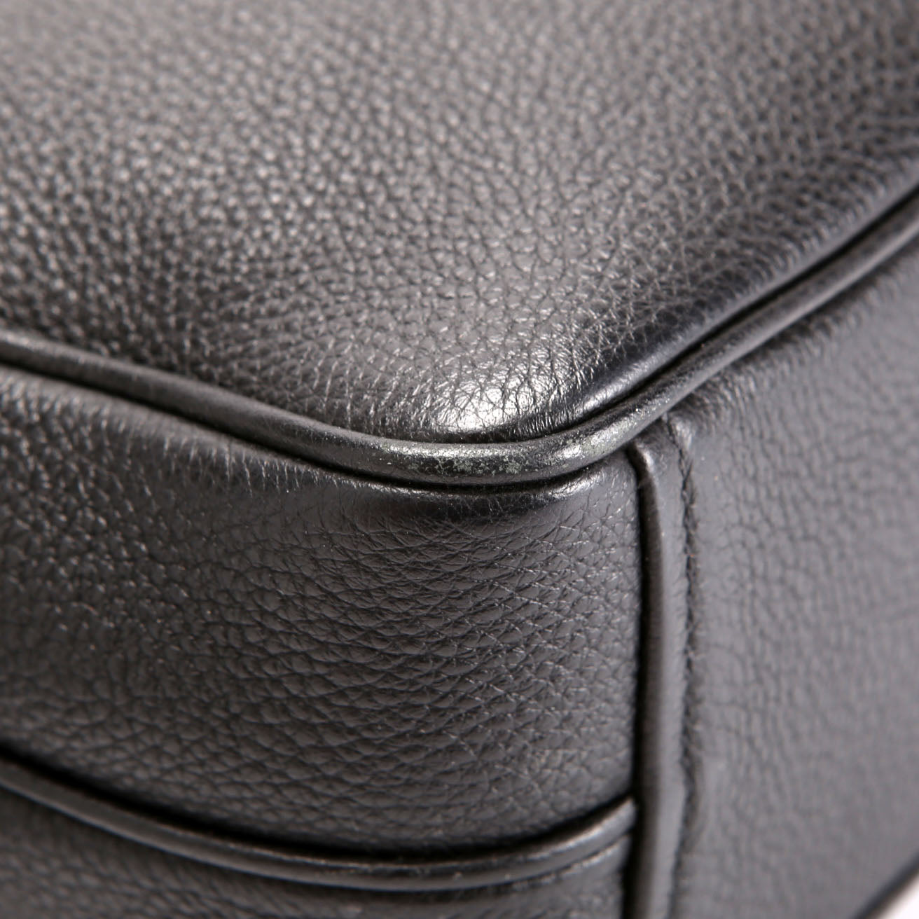 Vitello Daino Double Zip Crossbody Black