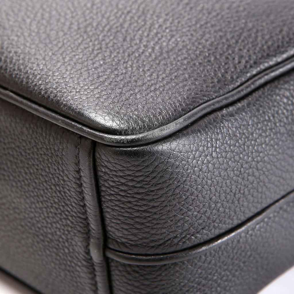 Vitello Daino Double Zip Crossbody Black