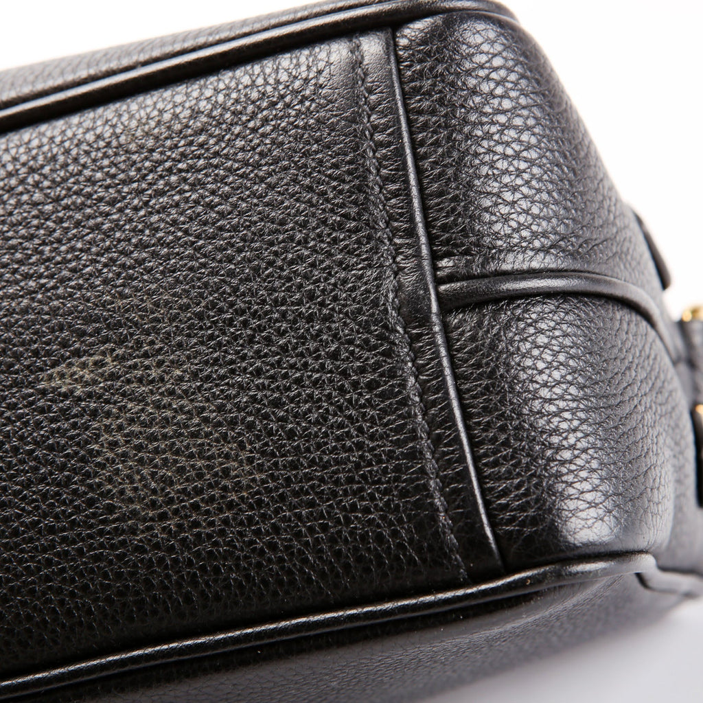 Vitello Daino Double Zip Crossbody Black