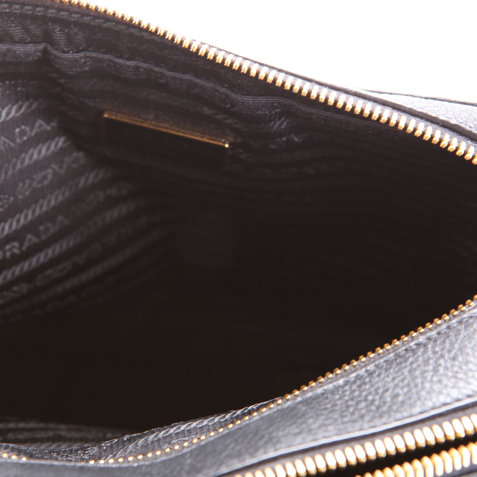 Vitello Daino Double Zip Crossbody Black