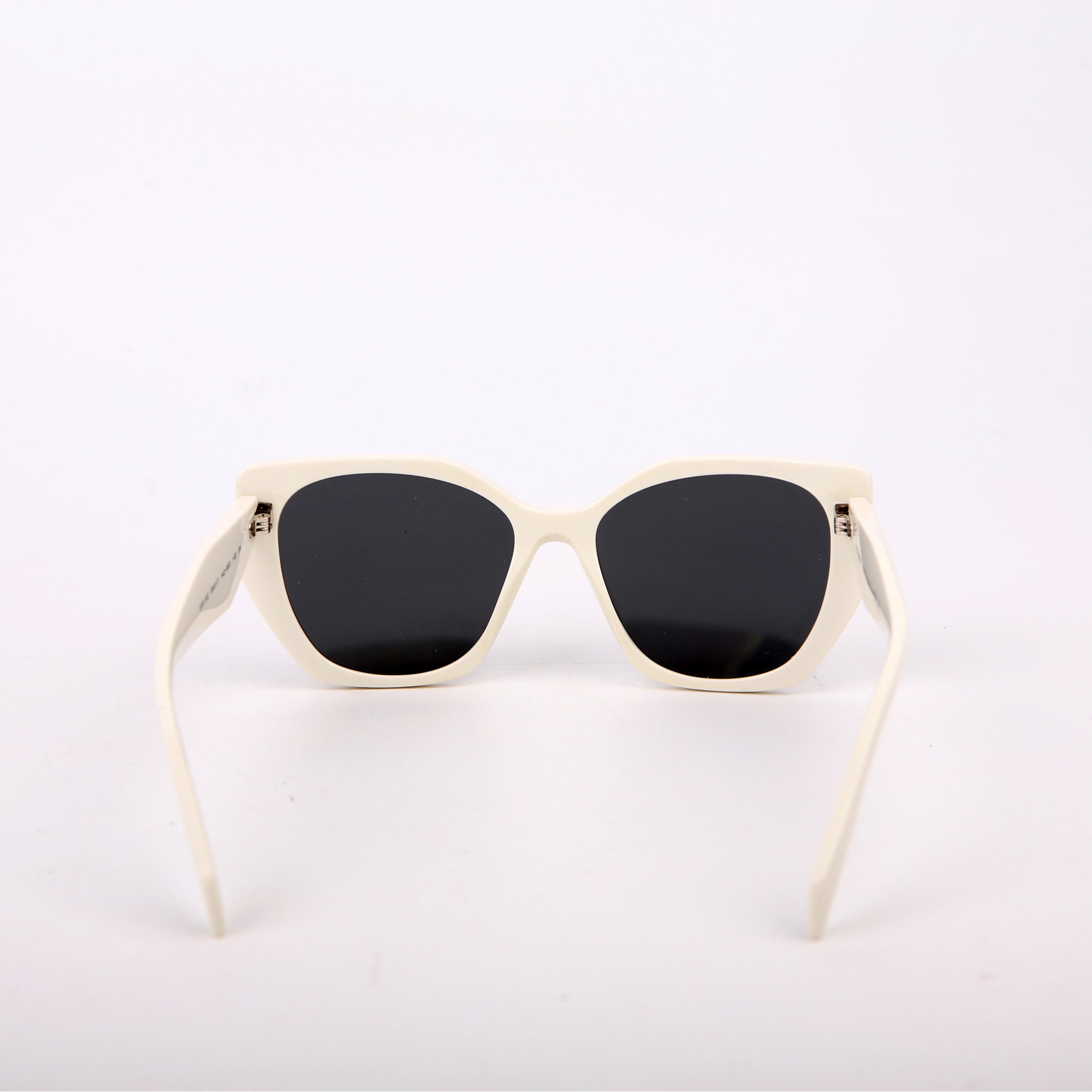 SPR19Z Square Sunglasses White