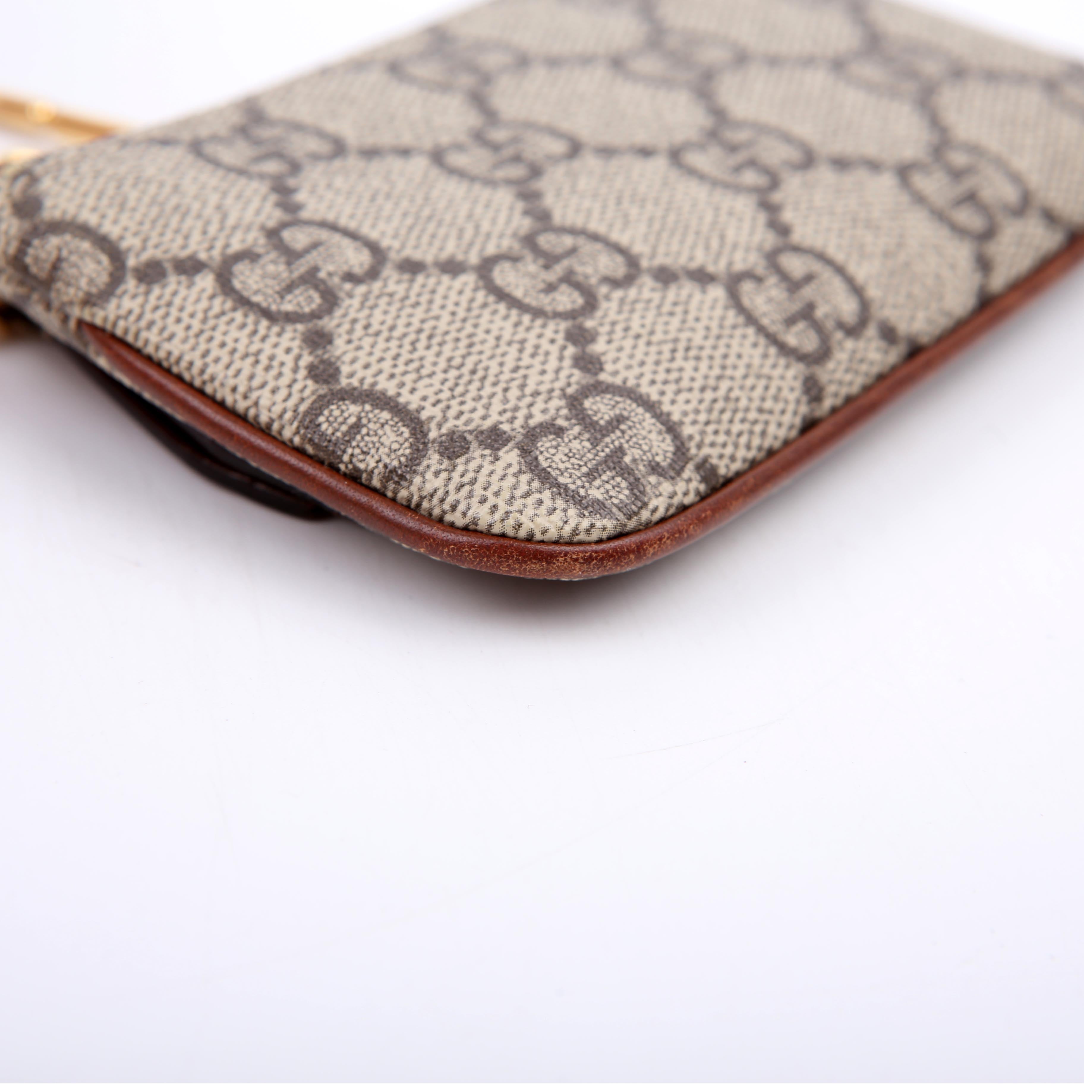 447964 GG Supreme Key Case Brown
