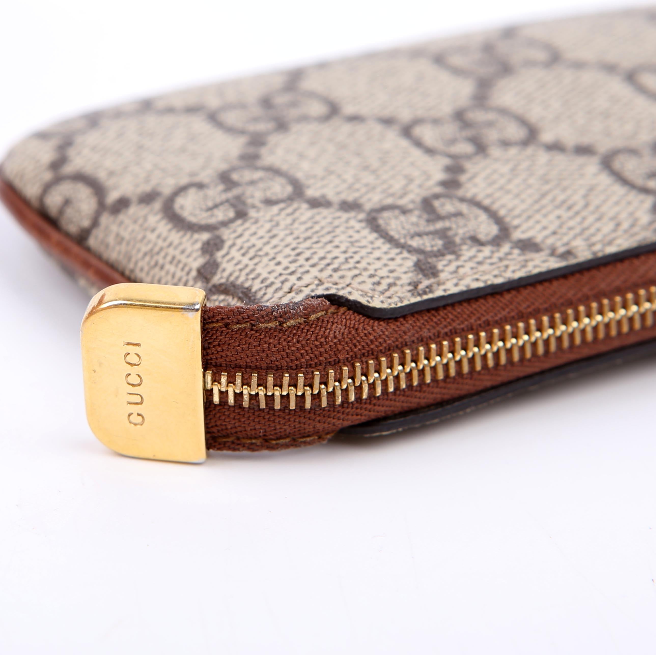 447964 GG Supreme Key Case Brown