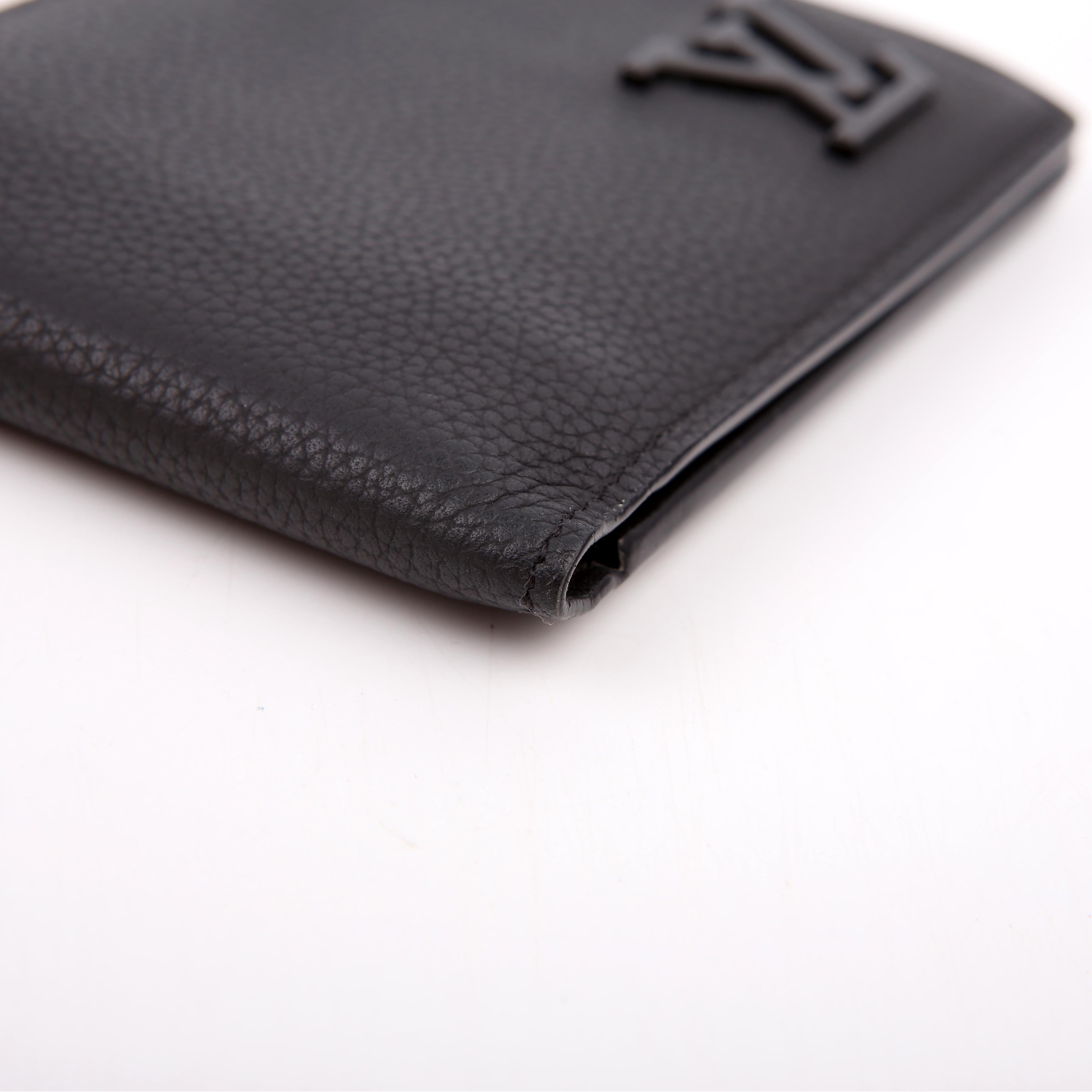 Multiple Wallet LV Aerogram Black