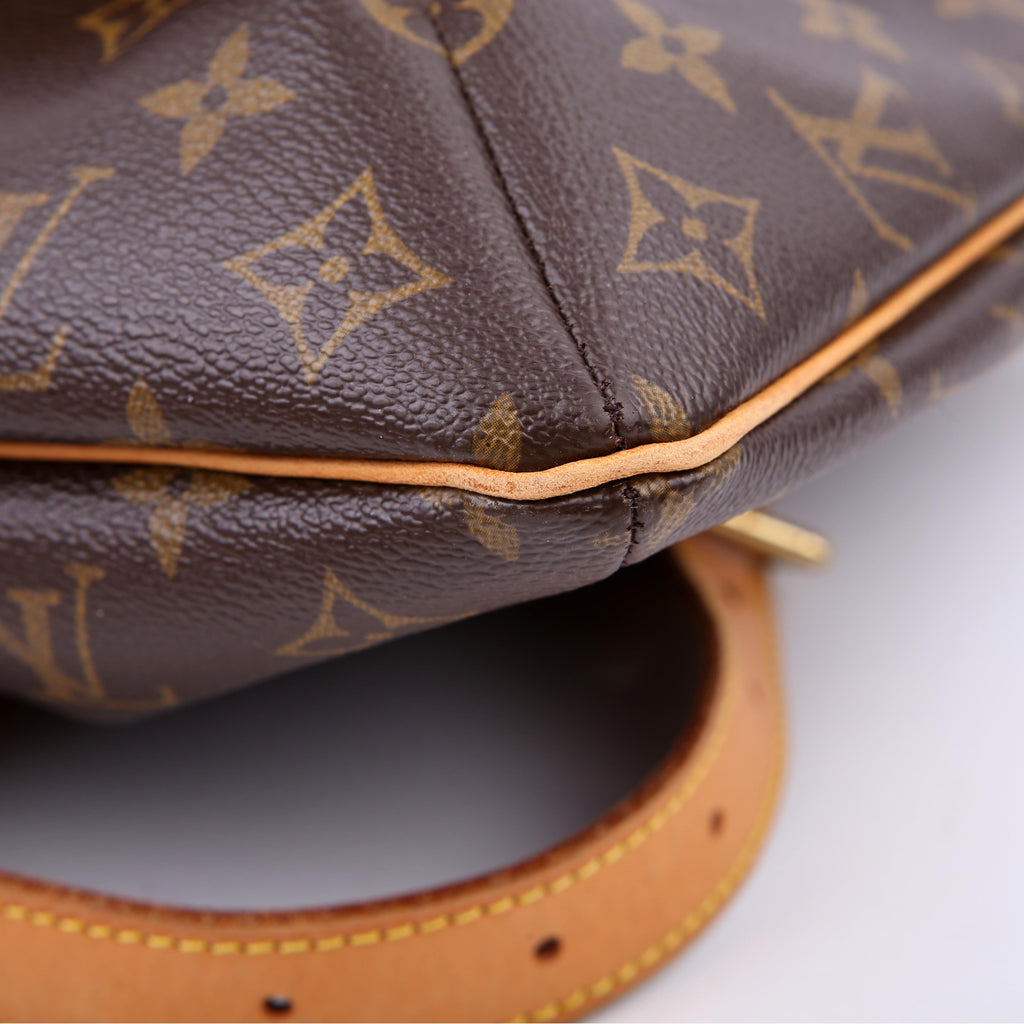 Musette Messenger Monogram