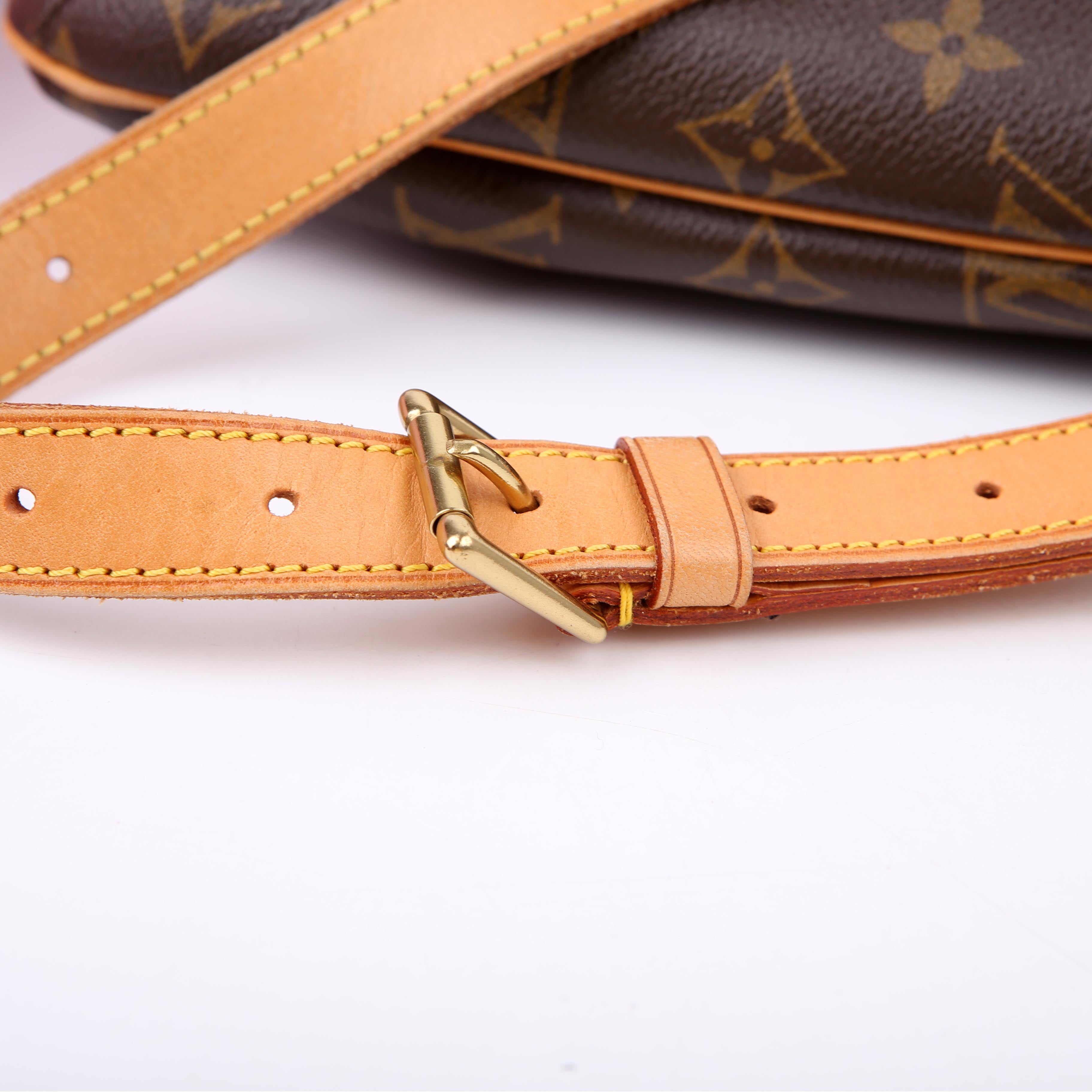 Musette Messenger Monogram