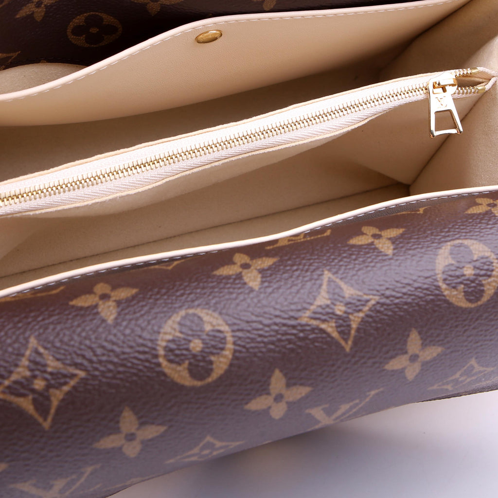 Double V Leather Cream