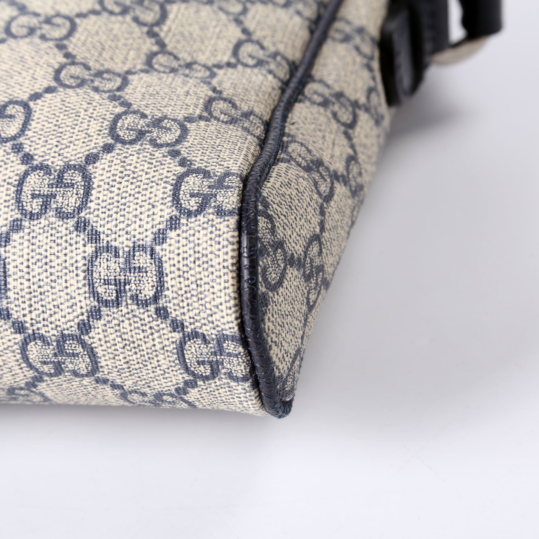 Gucci 547926 Ophidia Messenger Navy